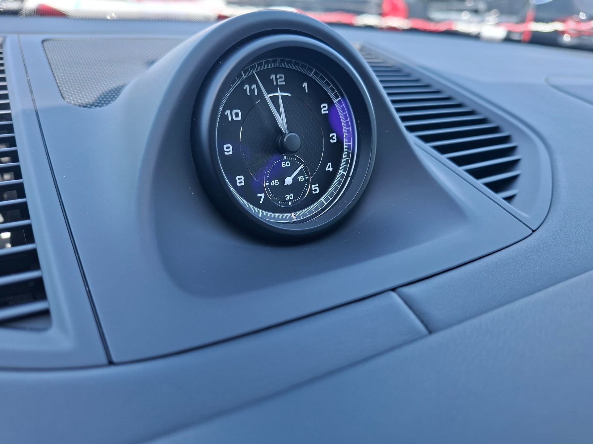 PORSCHE Macan S PDK-image-15