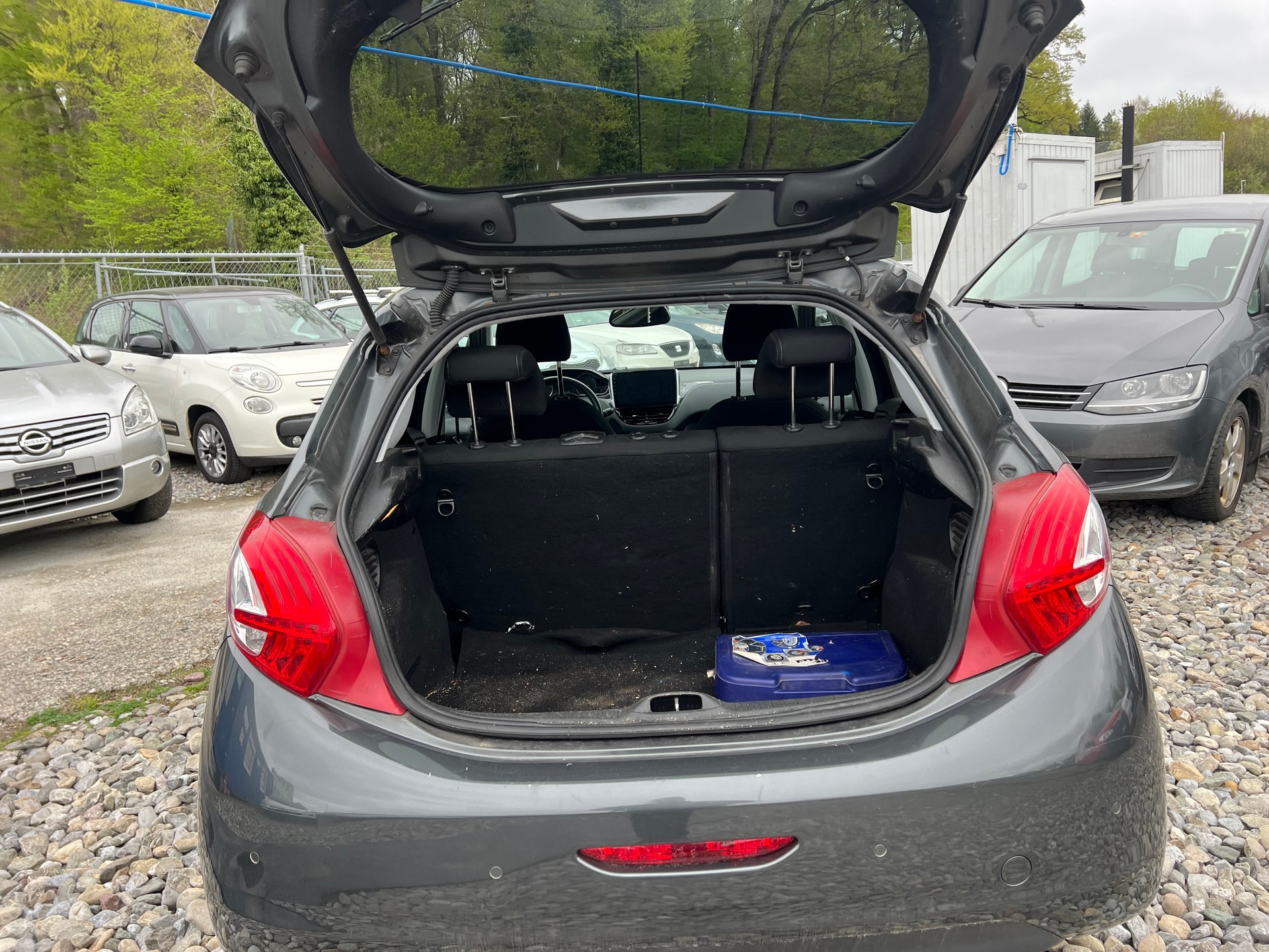 PEUGEOT 208 1.6 VTI Intuitive-image-4