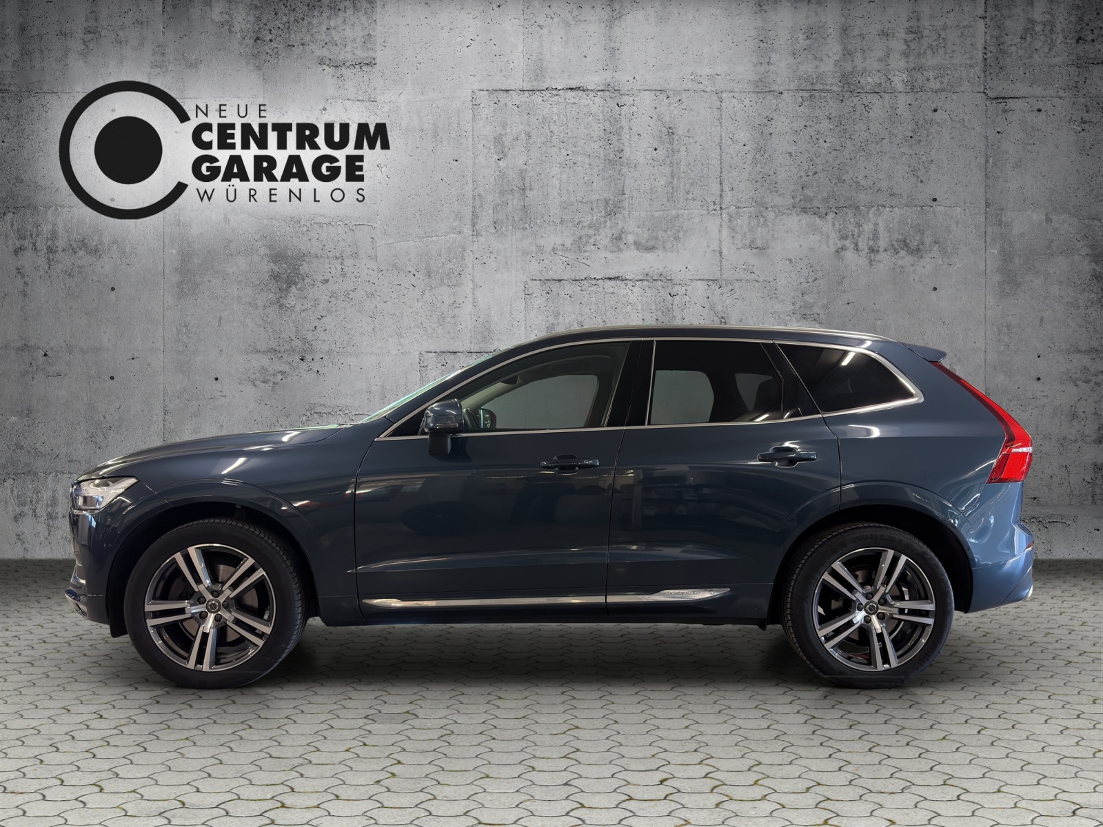 VOLVO XC60 B4 Diesel Mild Hybrid AWD Inscription Geartronic-image-5