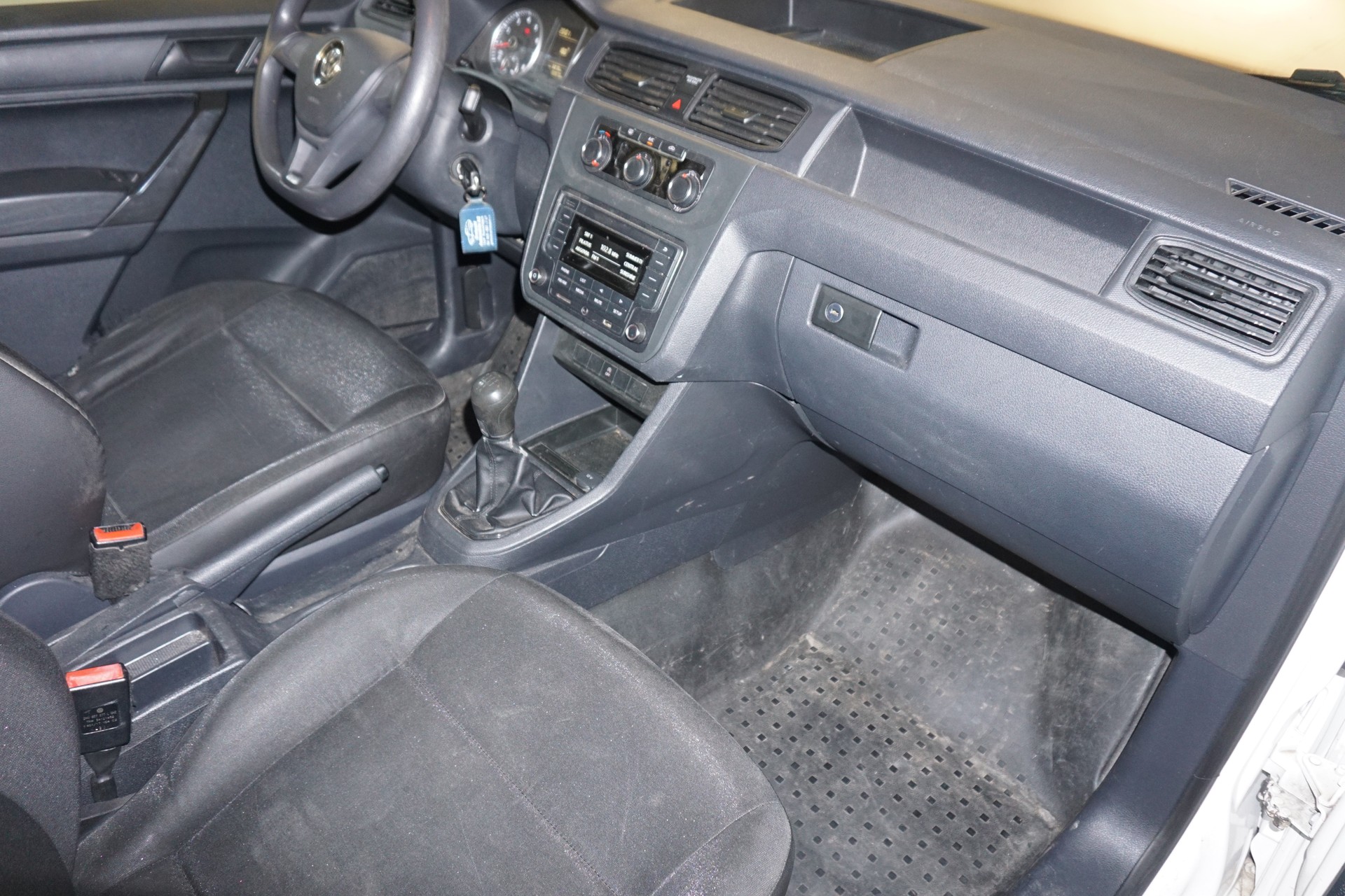 VW Caddy 1.2 TSI Entry BlueMotion Technology-image-10