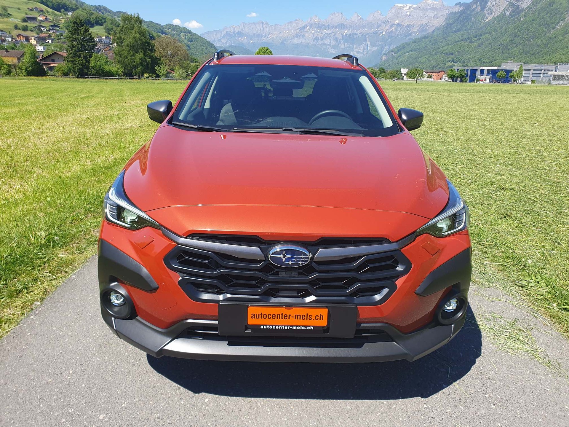 SUBARU Crosstrek 2.0i e-Boxer Swiss + 4x4-image-2