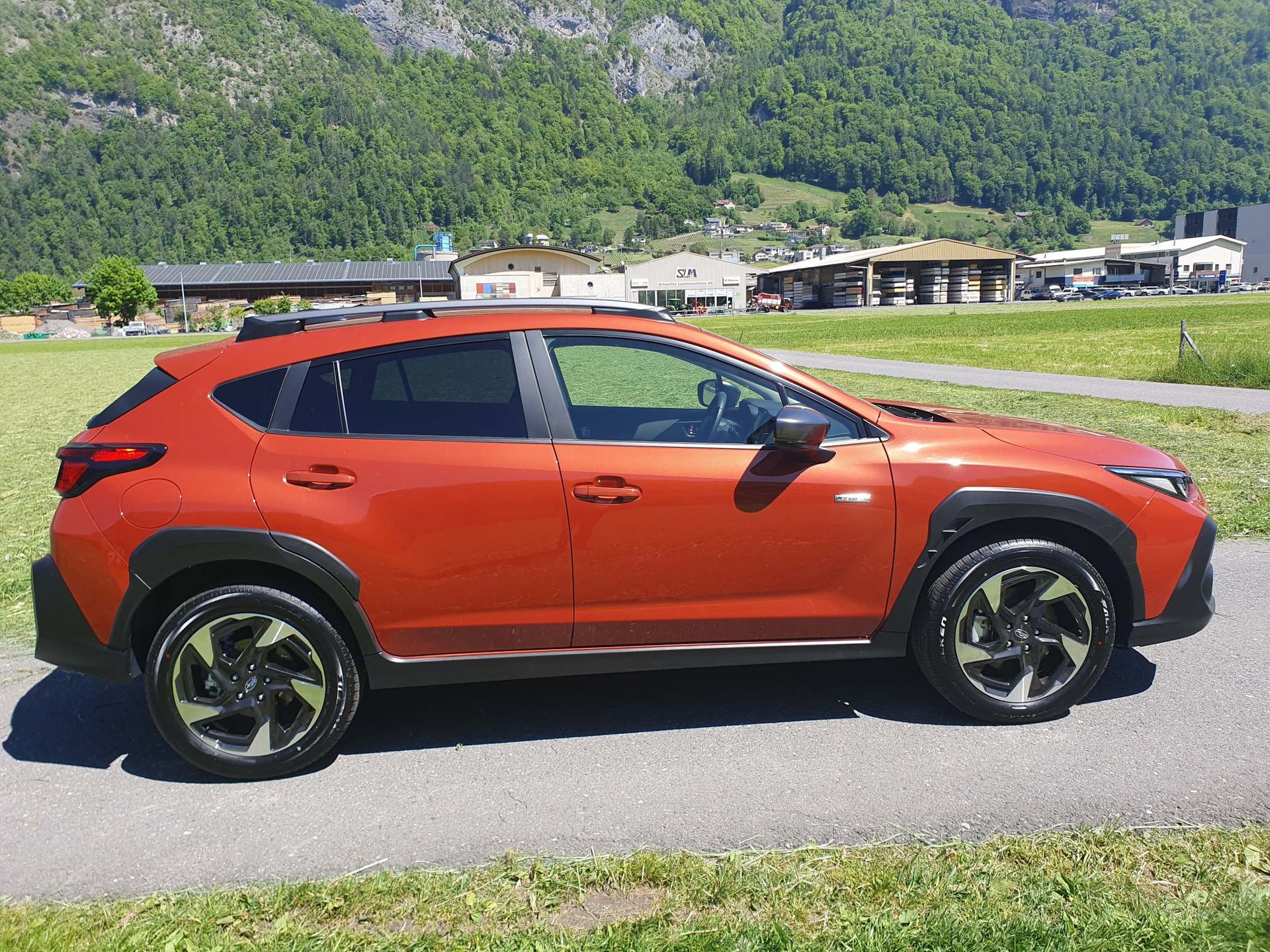 SUBARU Crosstrek 2.0i e-Boxer Swiss + 4x4-image-7