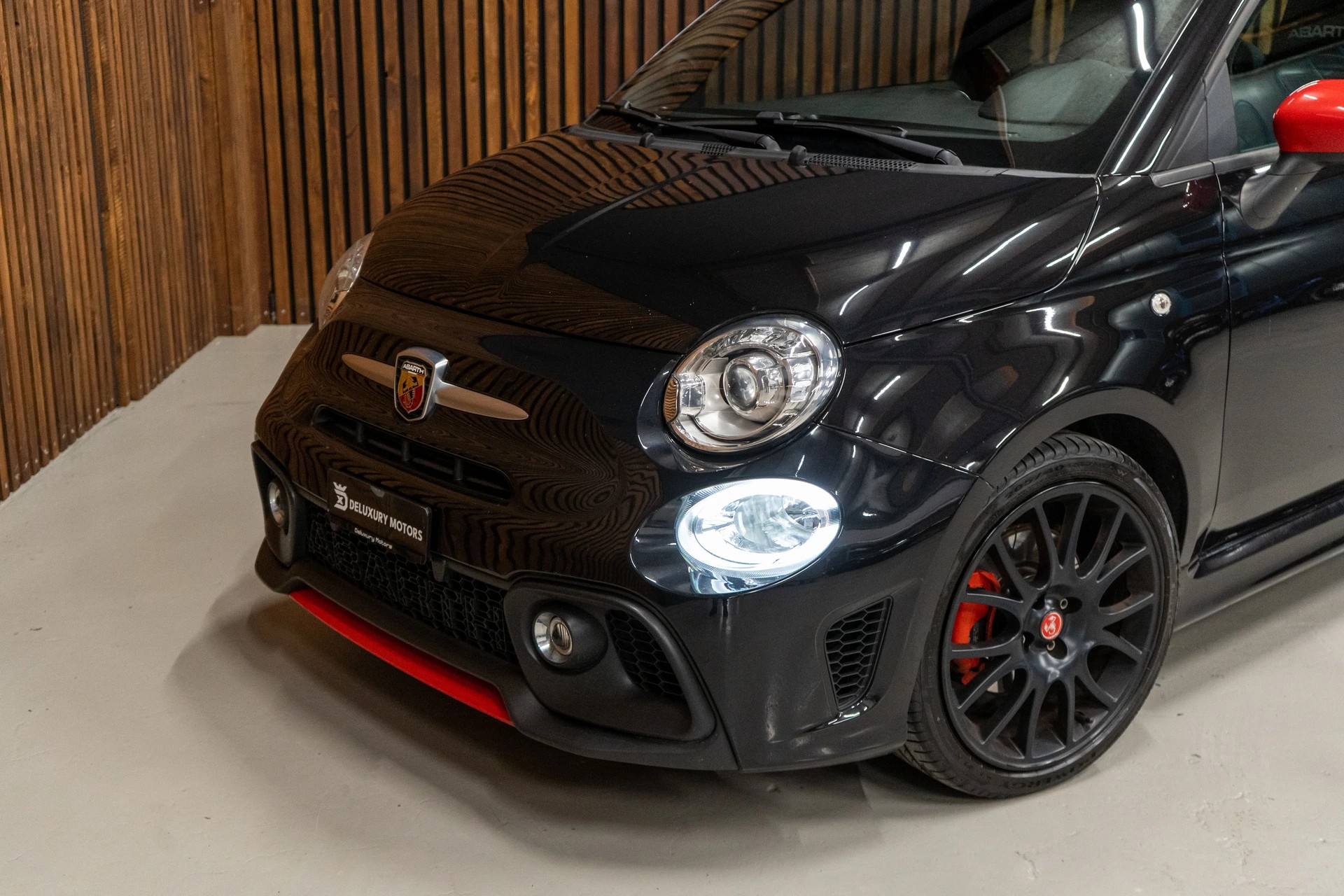 FIAT 595 1.4 16V Turbo Abarth Pista-image-2