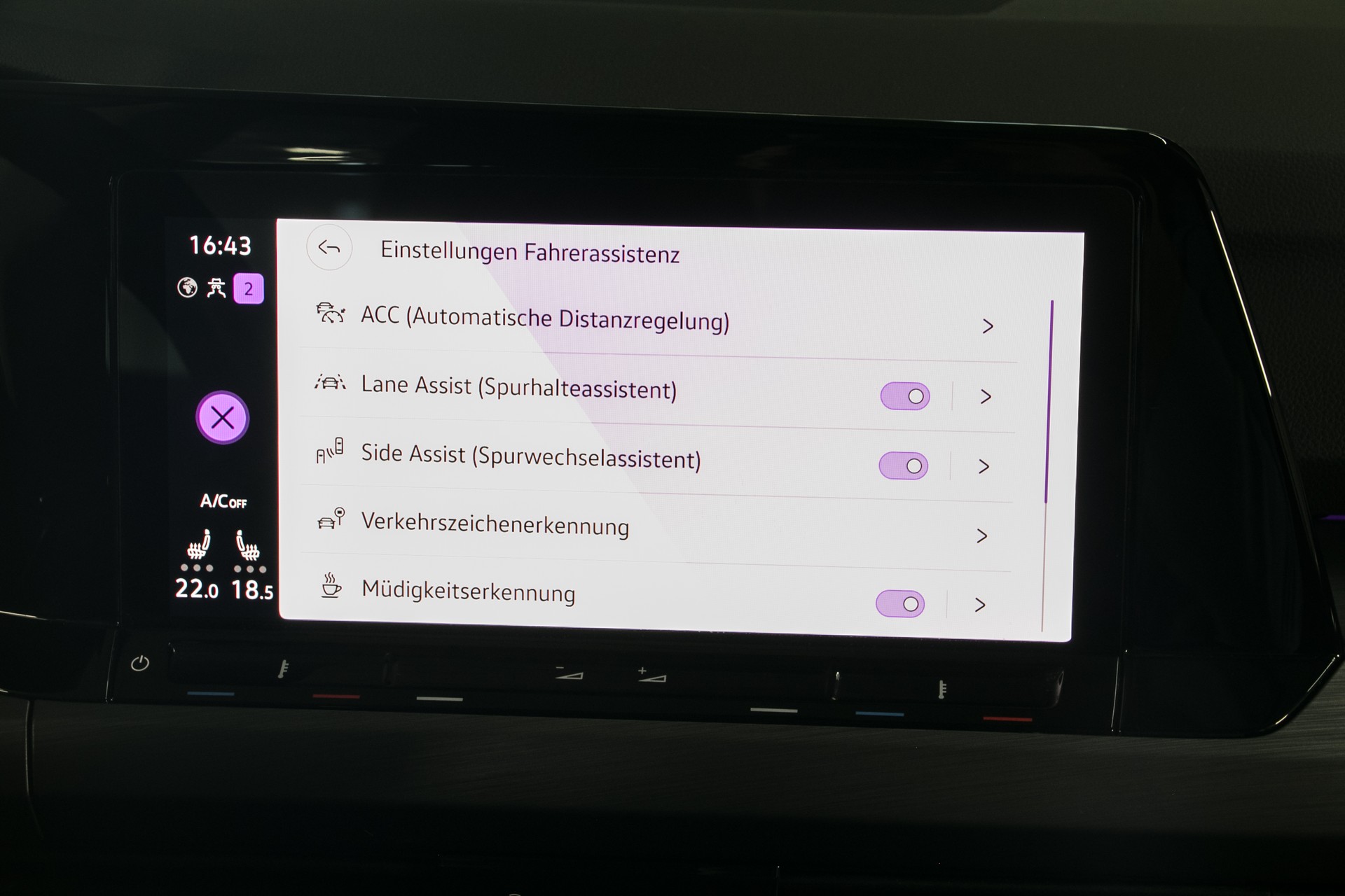 VW Golf Variant 2.0 TSI Style DSG 4Motion-image-7