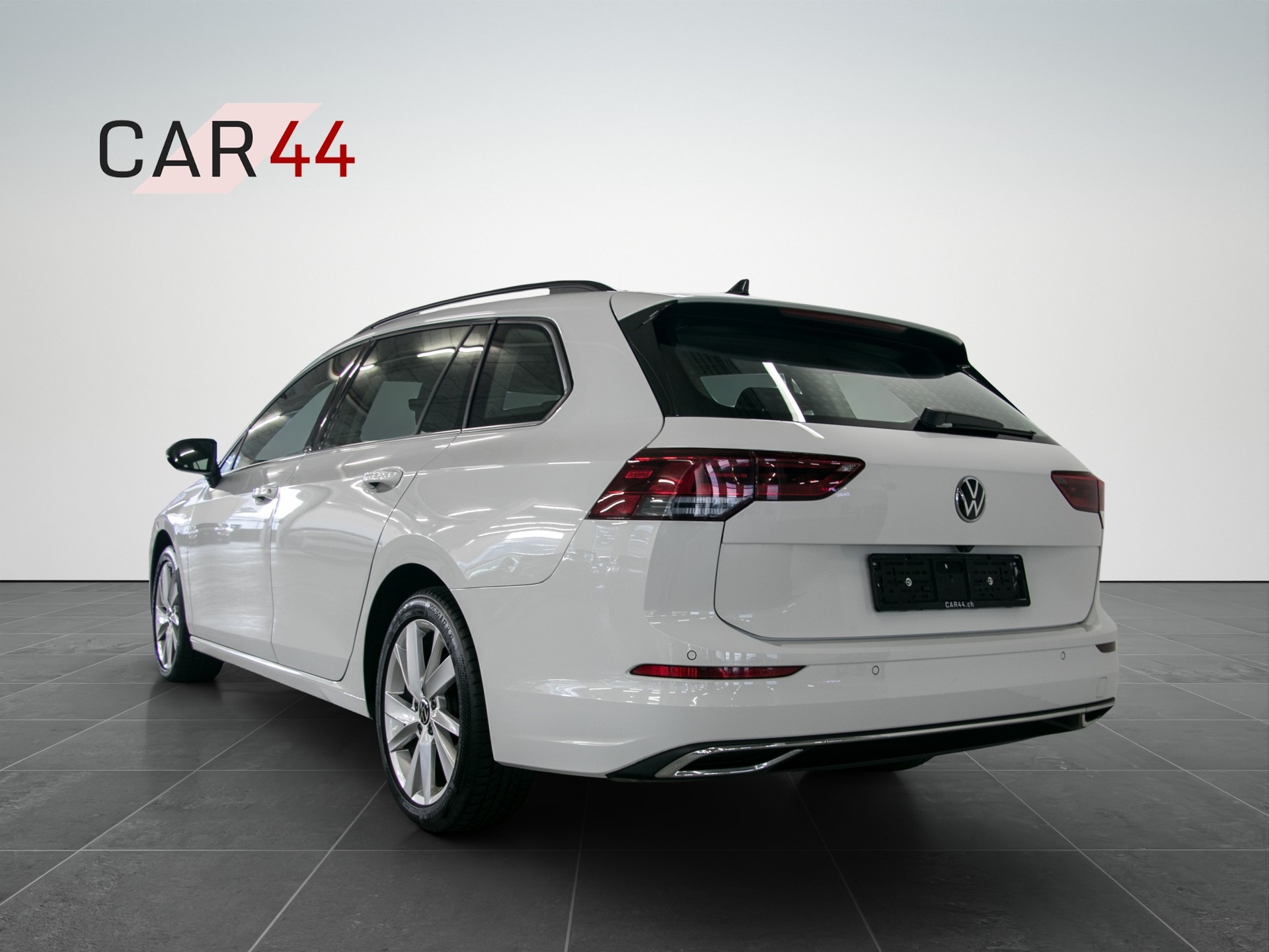 VW Golf Variant 2.0 TSI Style DSG 4Motion-showroom-element-2