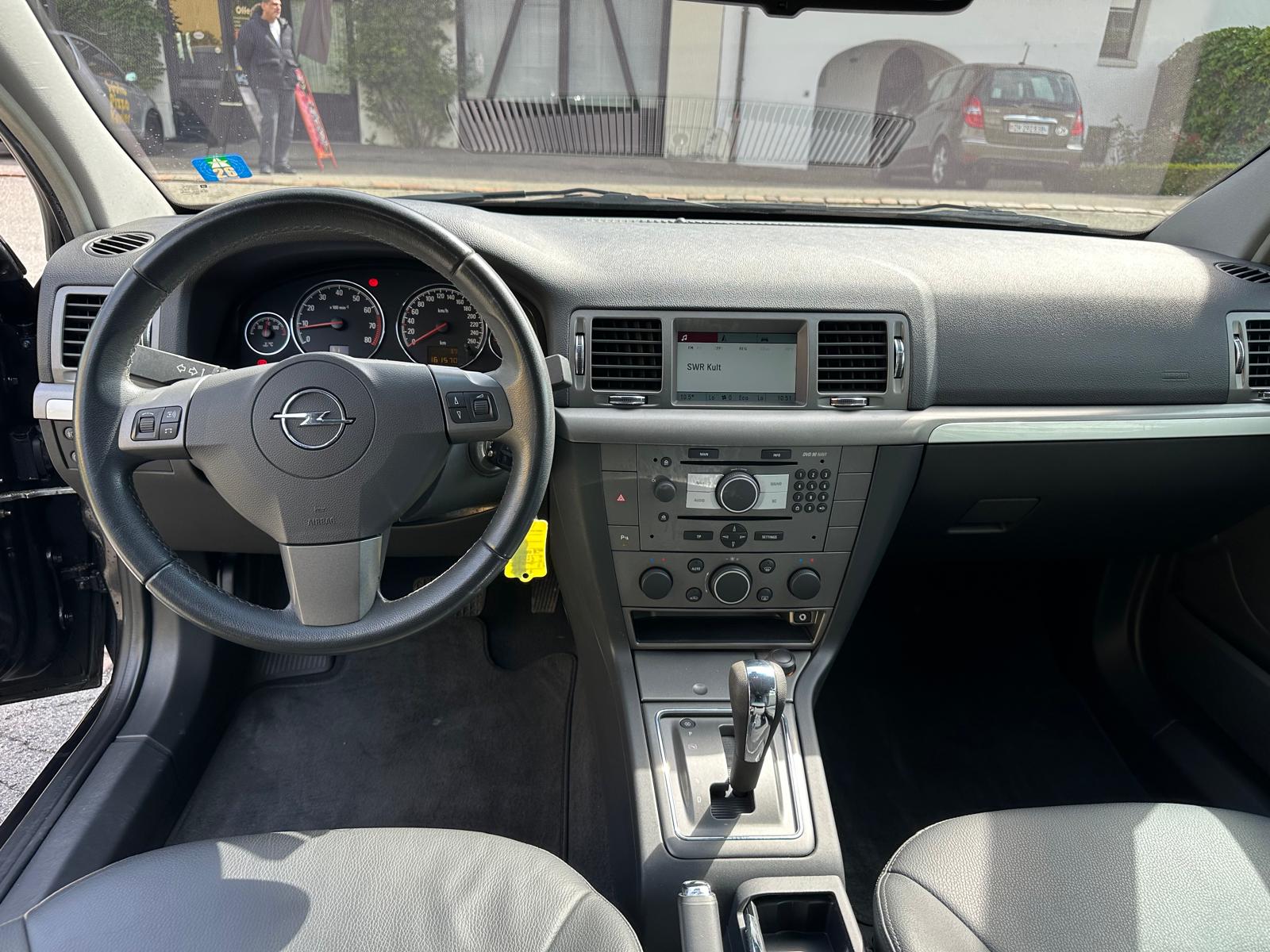 OPEL Signum 2.2 Diamond Automatic-image-7