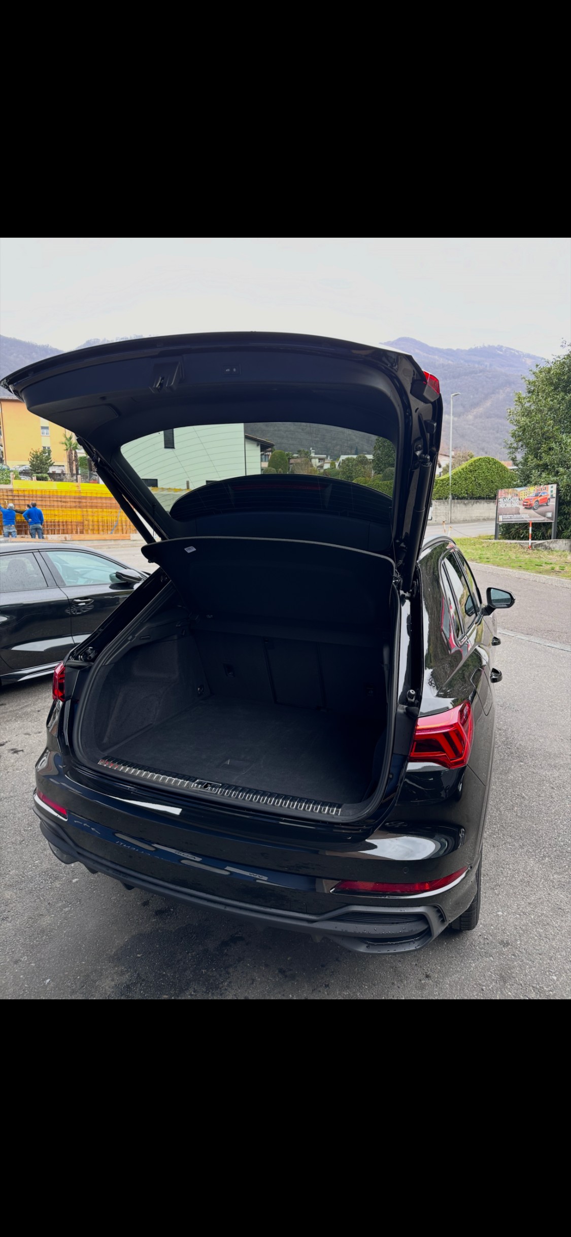 AUDI Q3 Sportback 35 TFSI S line Attraction S-tronic-image-8