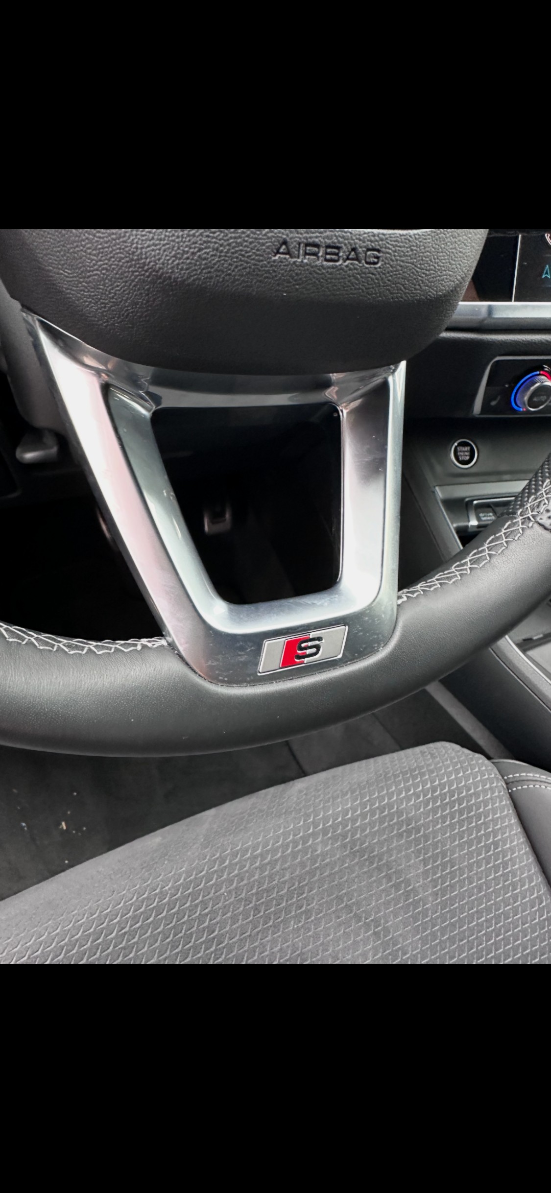 AUDI Q3 Sportback 35 TFSI S line Attraction S-tronic-image-12