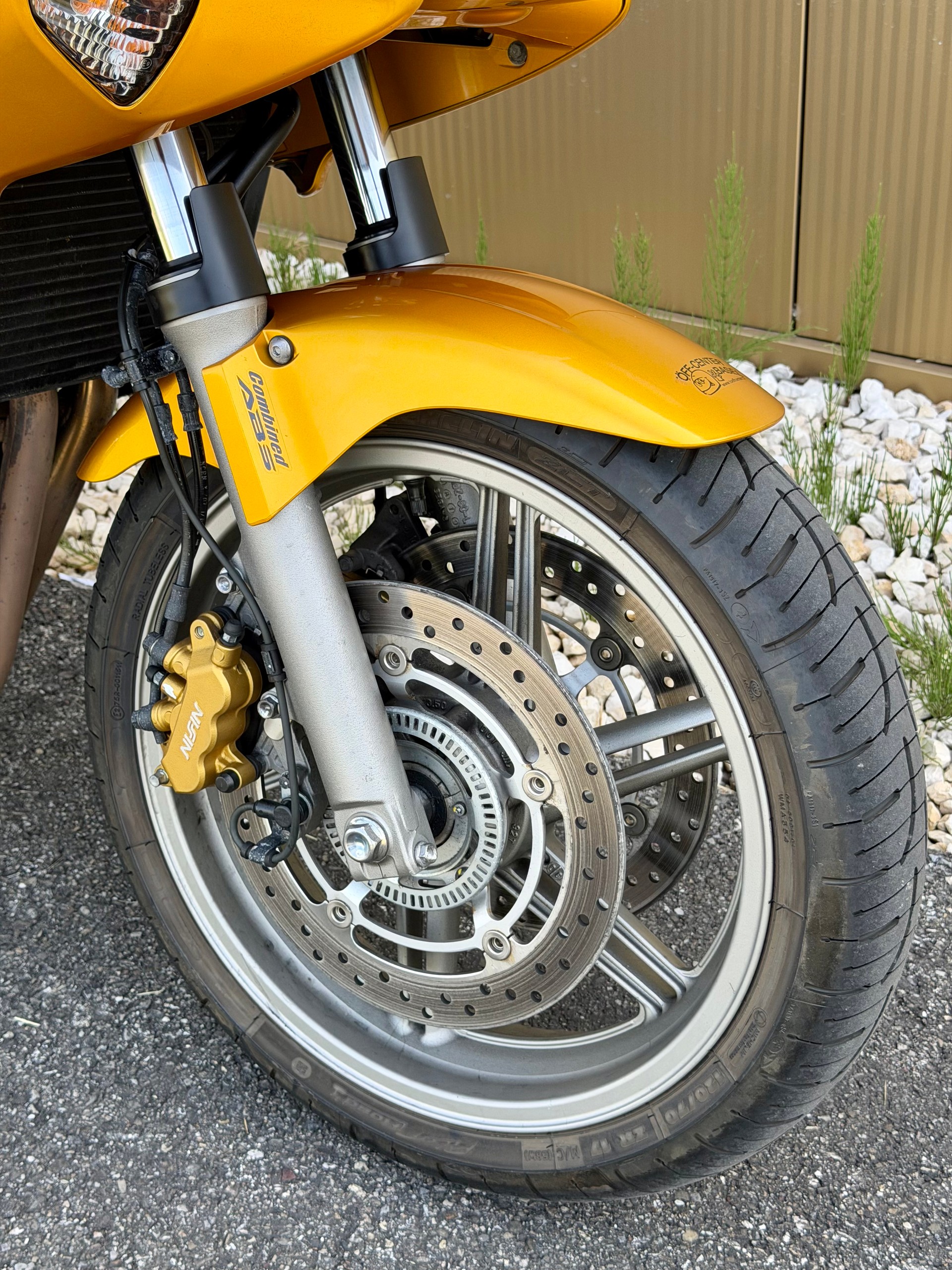 HONDA CBF 1000 ABS-image-1