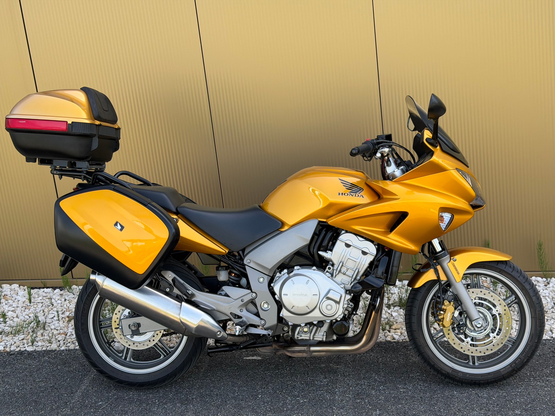 HONDA CBF 1000 ABS-image-3