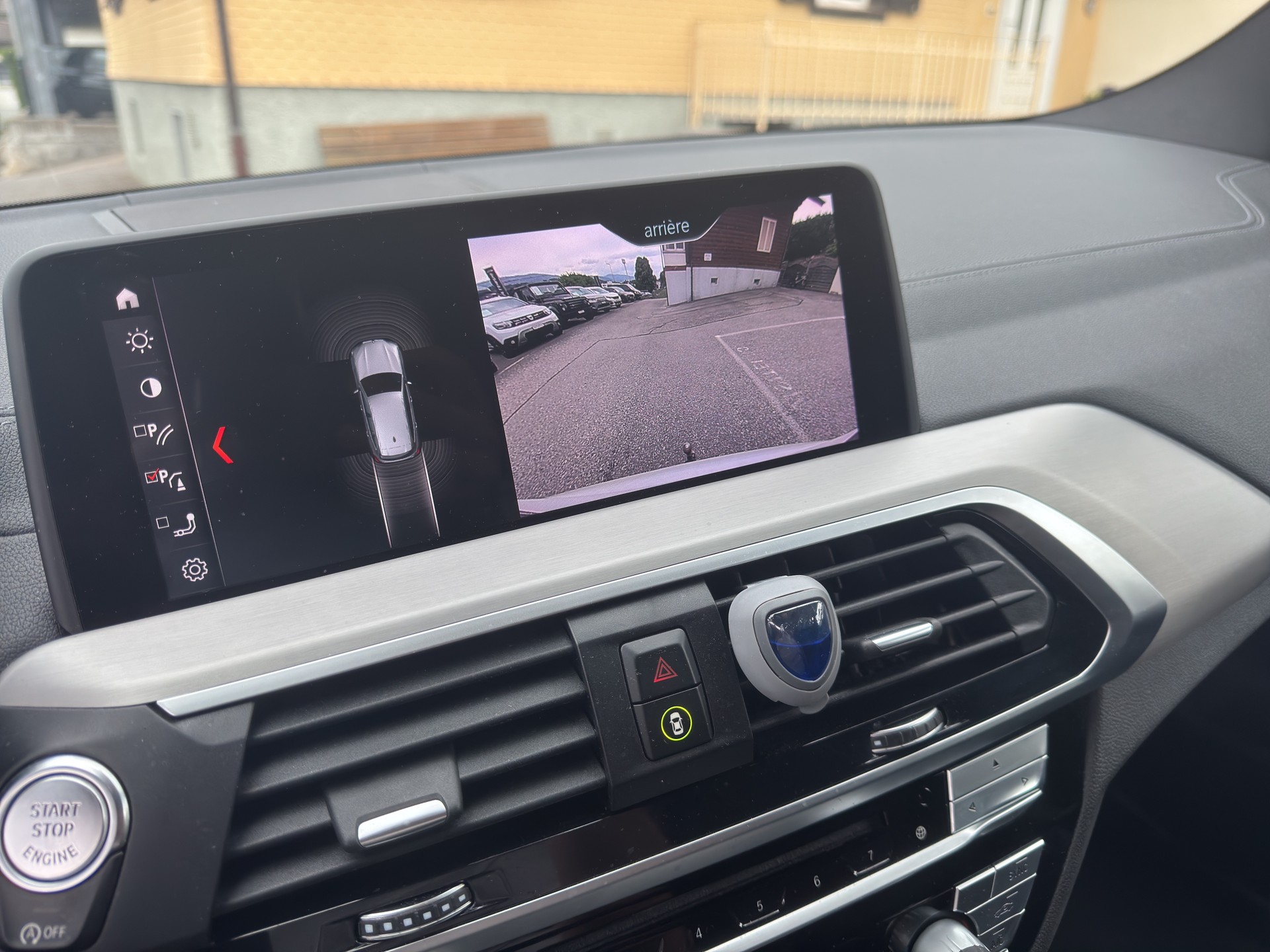 BMW X3 M40d-image-12