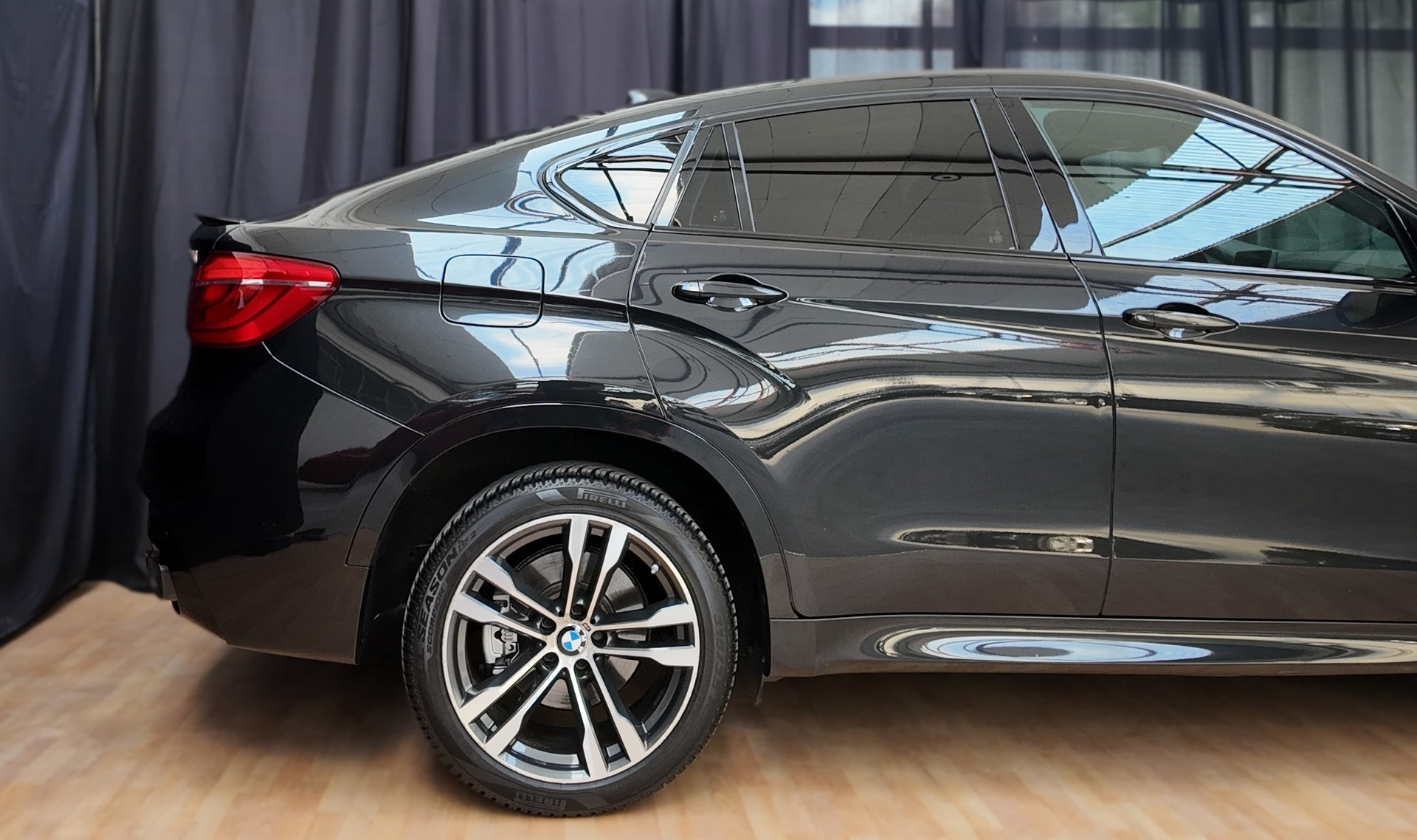 BMW X6 M50d Steptronic-image-3