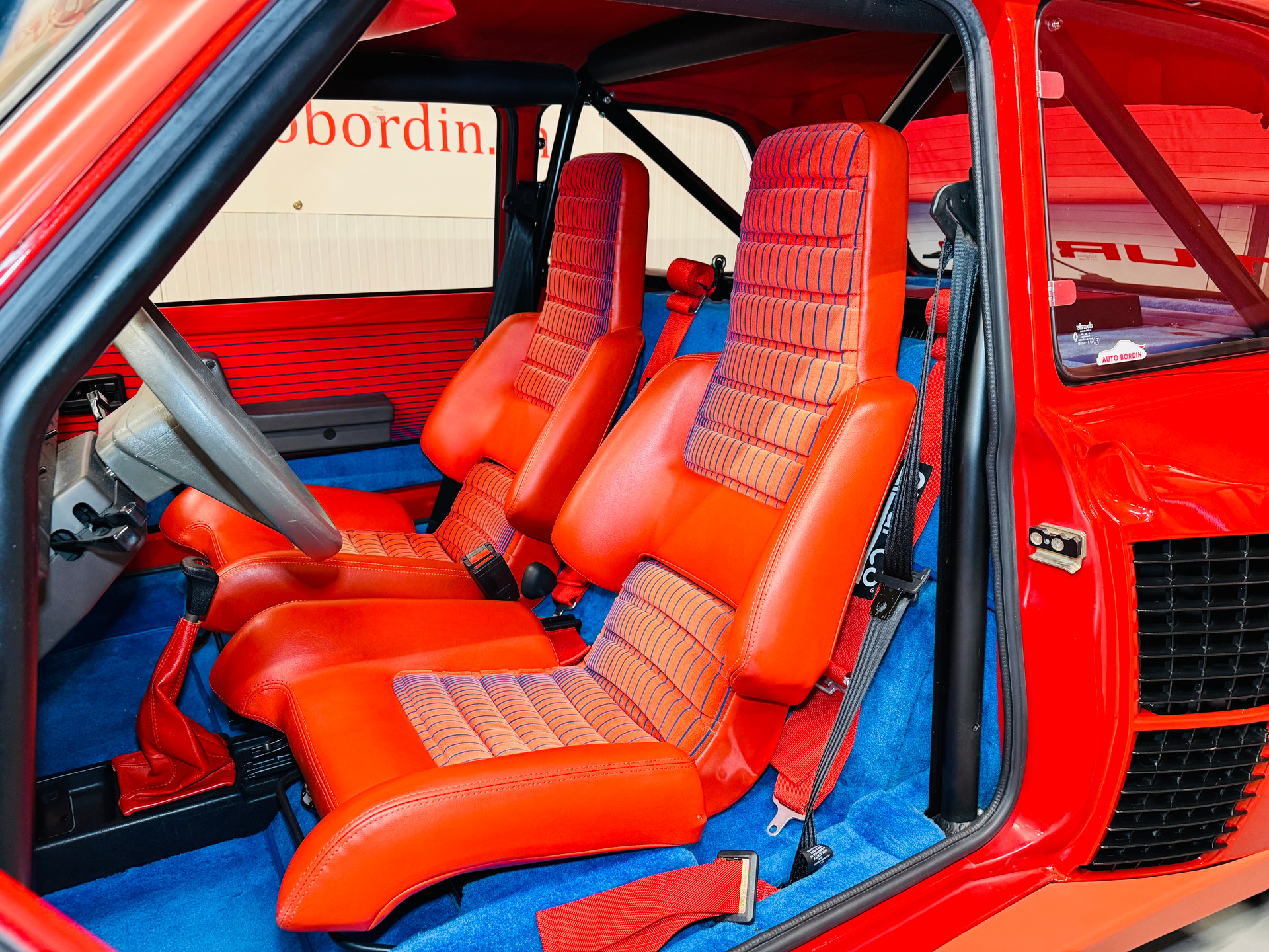 RENAULT R5 Turbo 1 „Rouge Grenade“ Nr. 899 of 1690-image-5