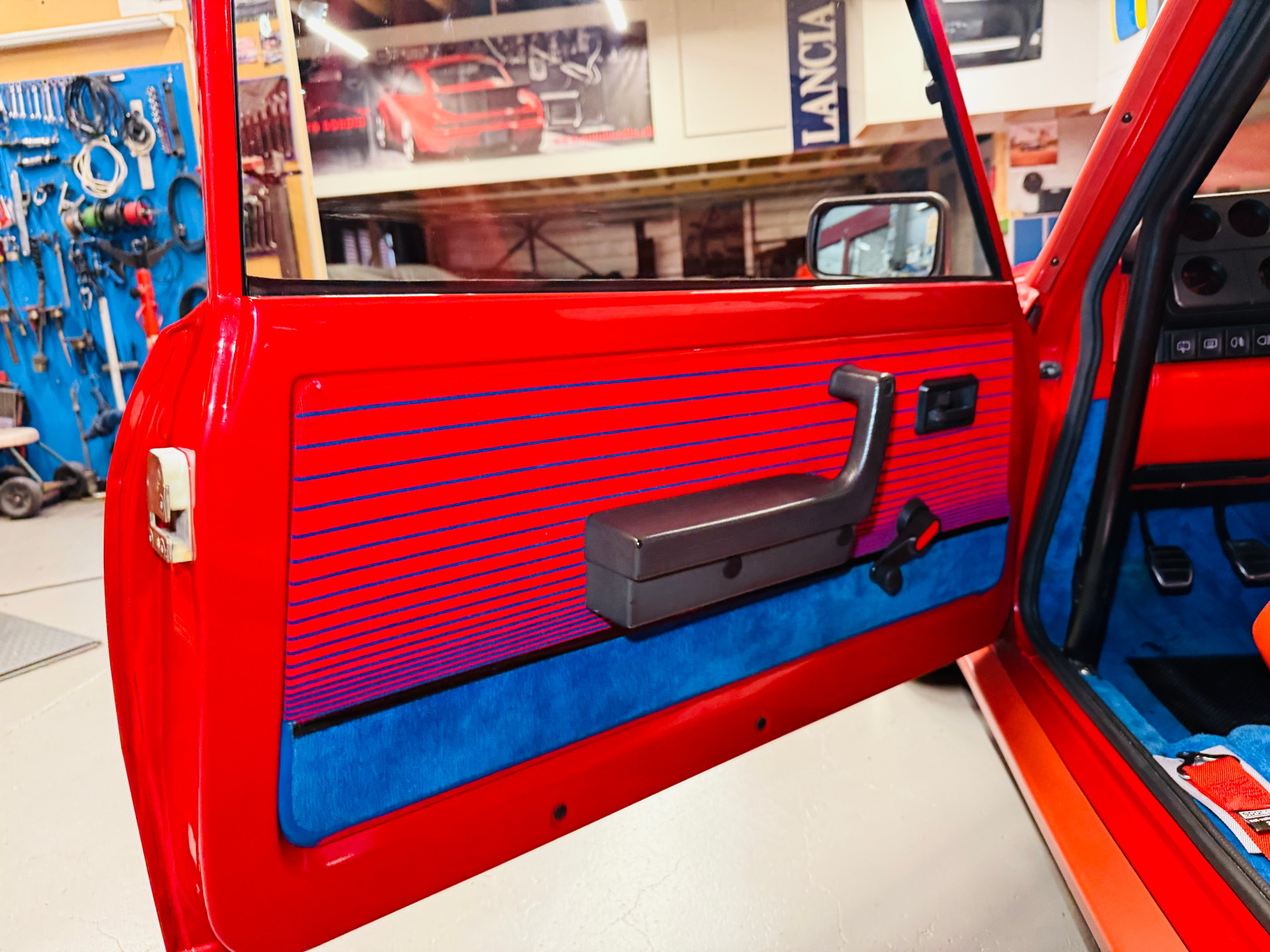 RENAULT R5 Turbo 1 „Rouge Grenade“ Nr. 899 of 1690-image-7