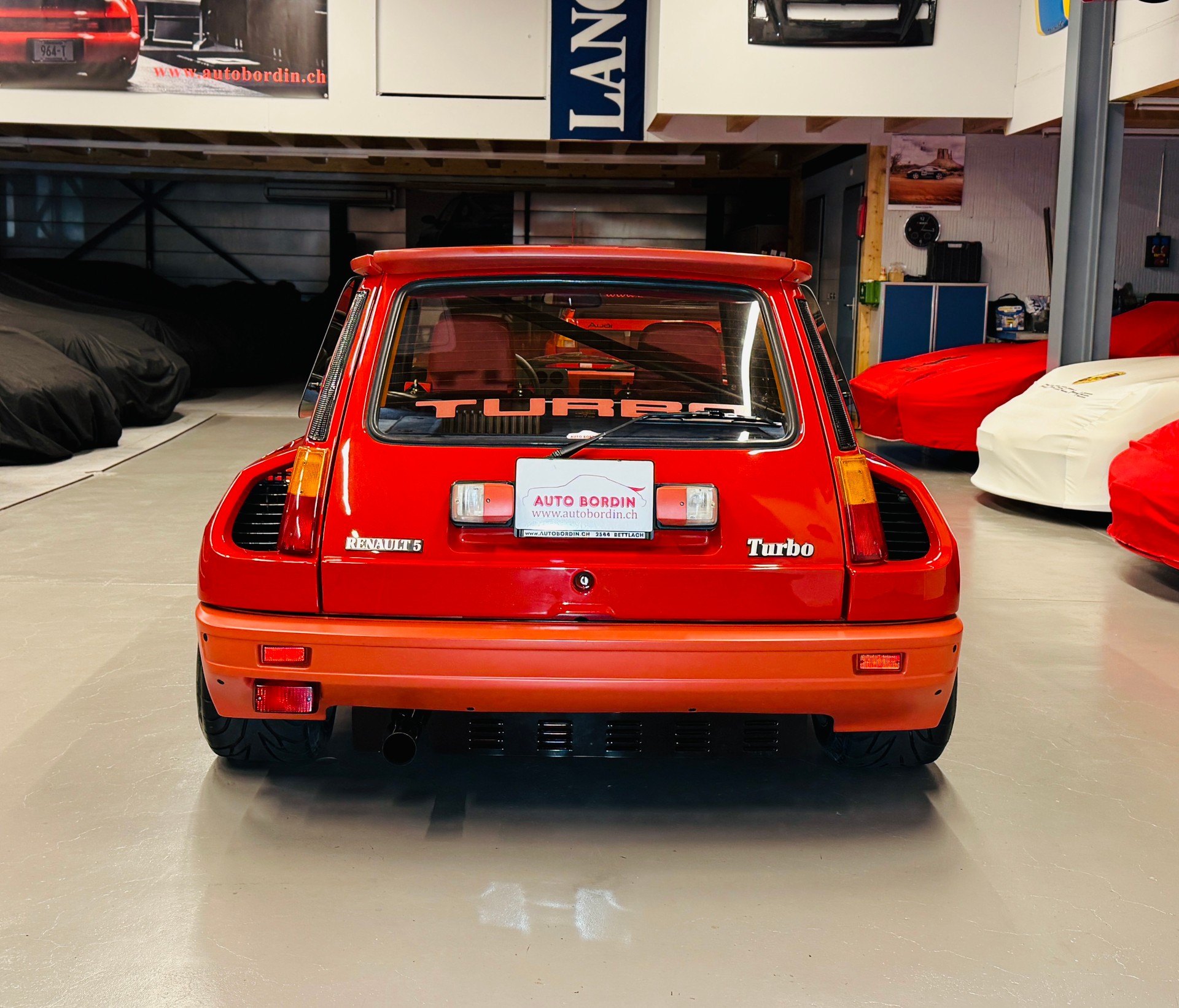 RENAULT R5 Turbo 1 „Rouge Grenade“ Nr. 899 of 1690-image-9
