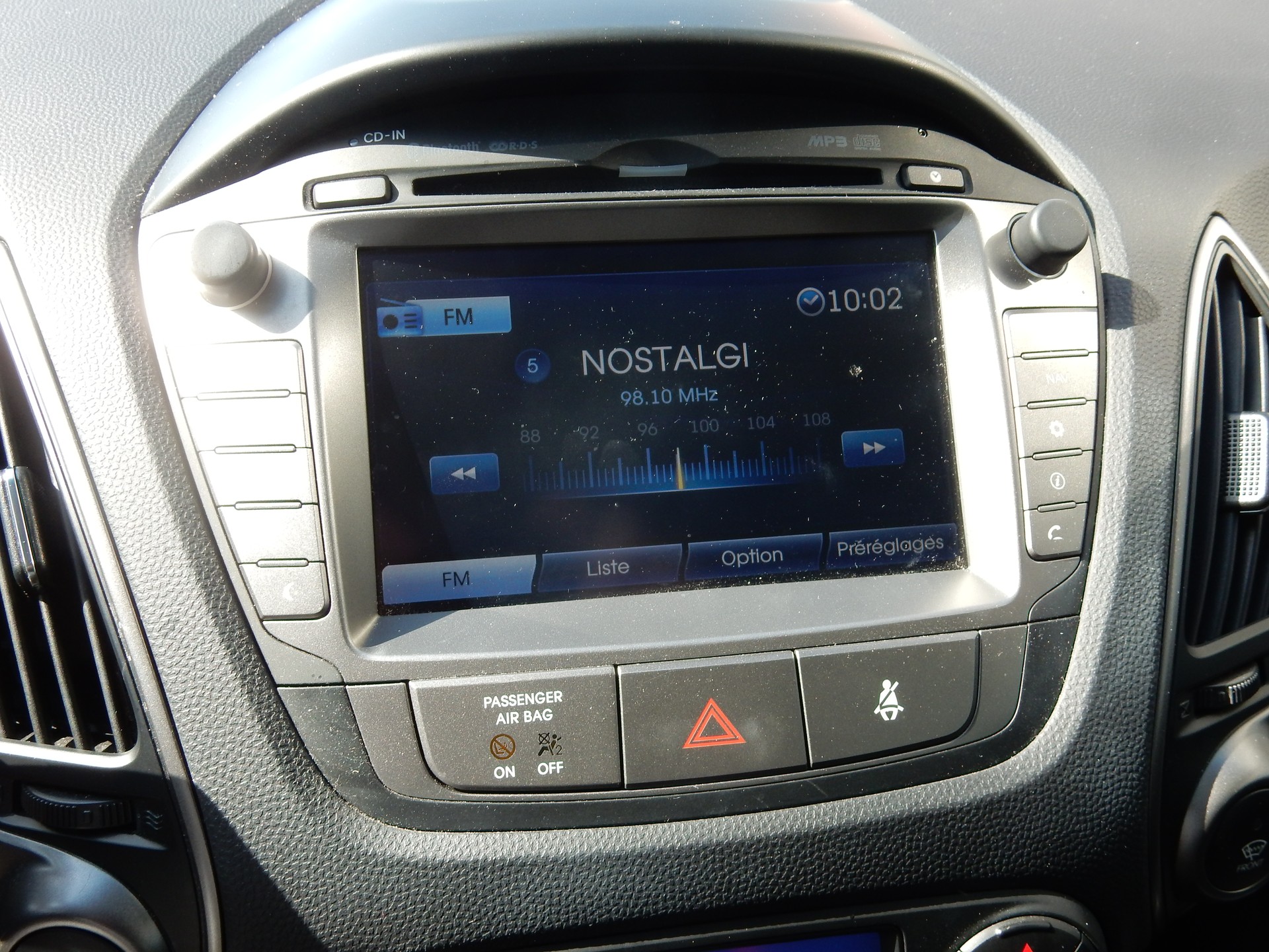 HYUNDAI iX 35 2.0 CRDi Style 4WD Automatic-image-9