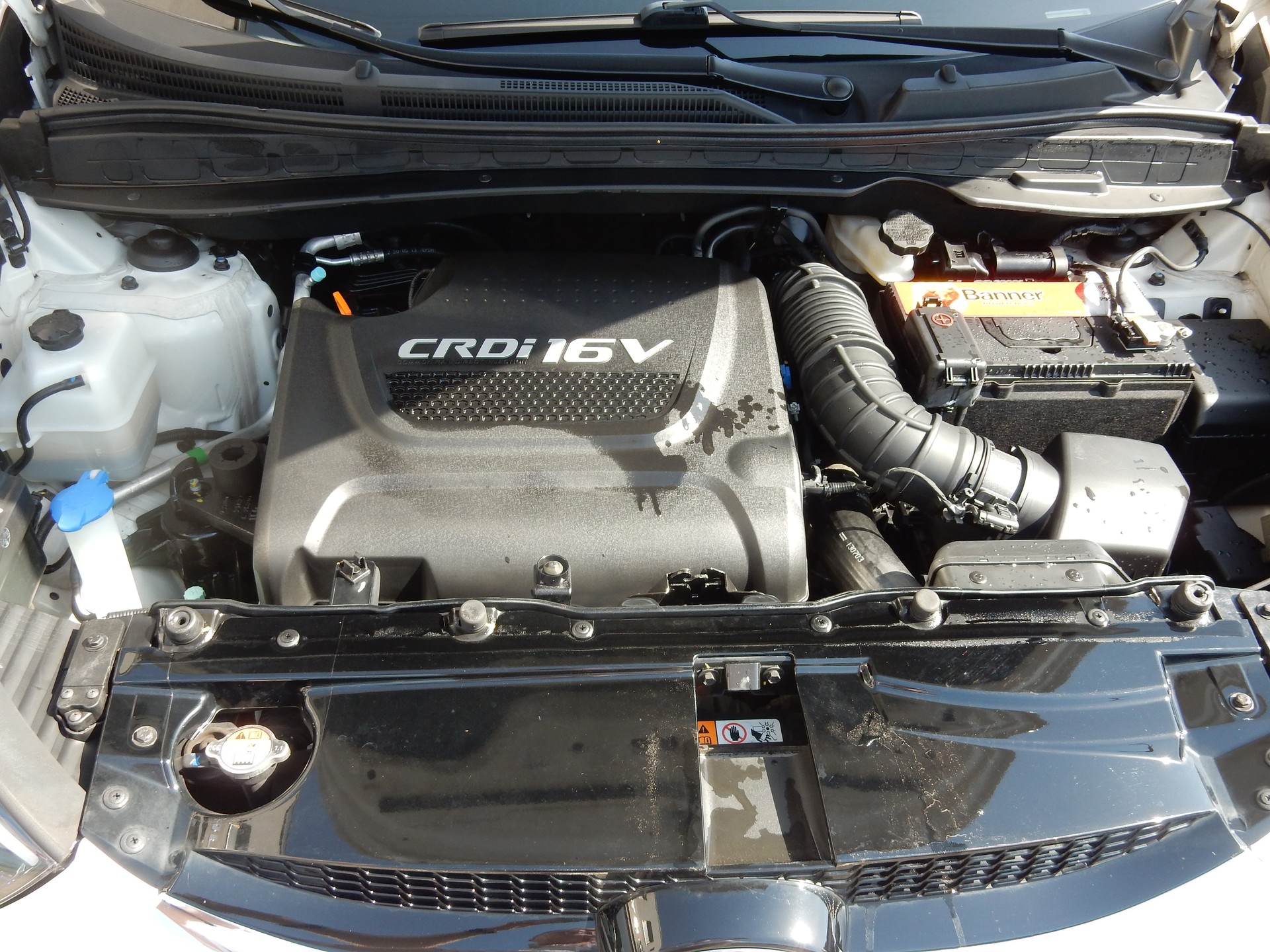 HYUNDAI iX 35 2.0 CRDi Style 4WD Automatic-image-21