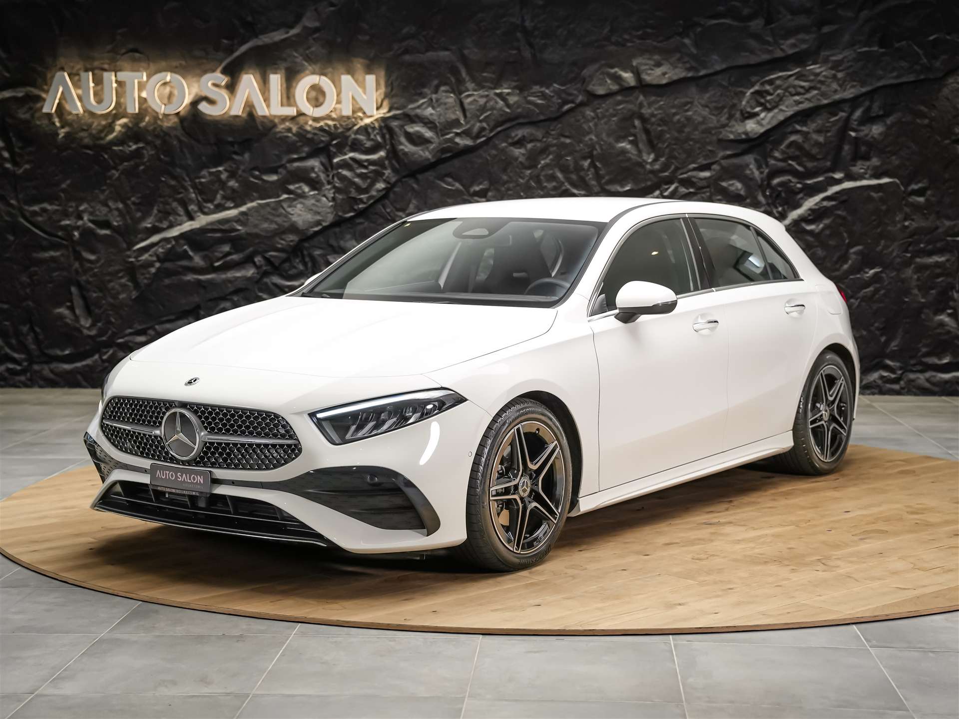 MERCEDES-BENZ A 200 d AMG Line 8G-DCT *Facelift*Lenkradheizung*Kamera*-showroom-element-1