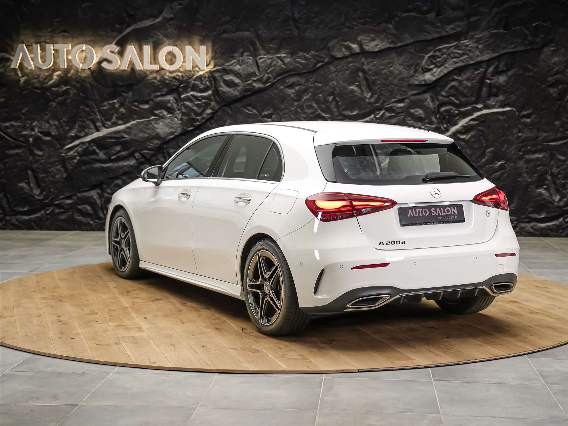 MERCEDES-BENZ A 200 d AMG Line 8G-DCT *Facelift*Lenkradheizung*Kamera*-showroom-element-3