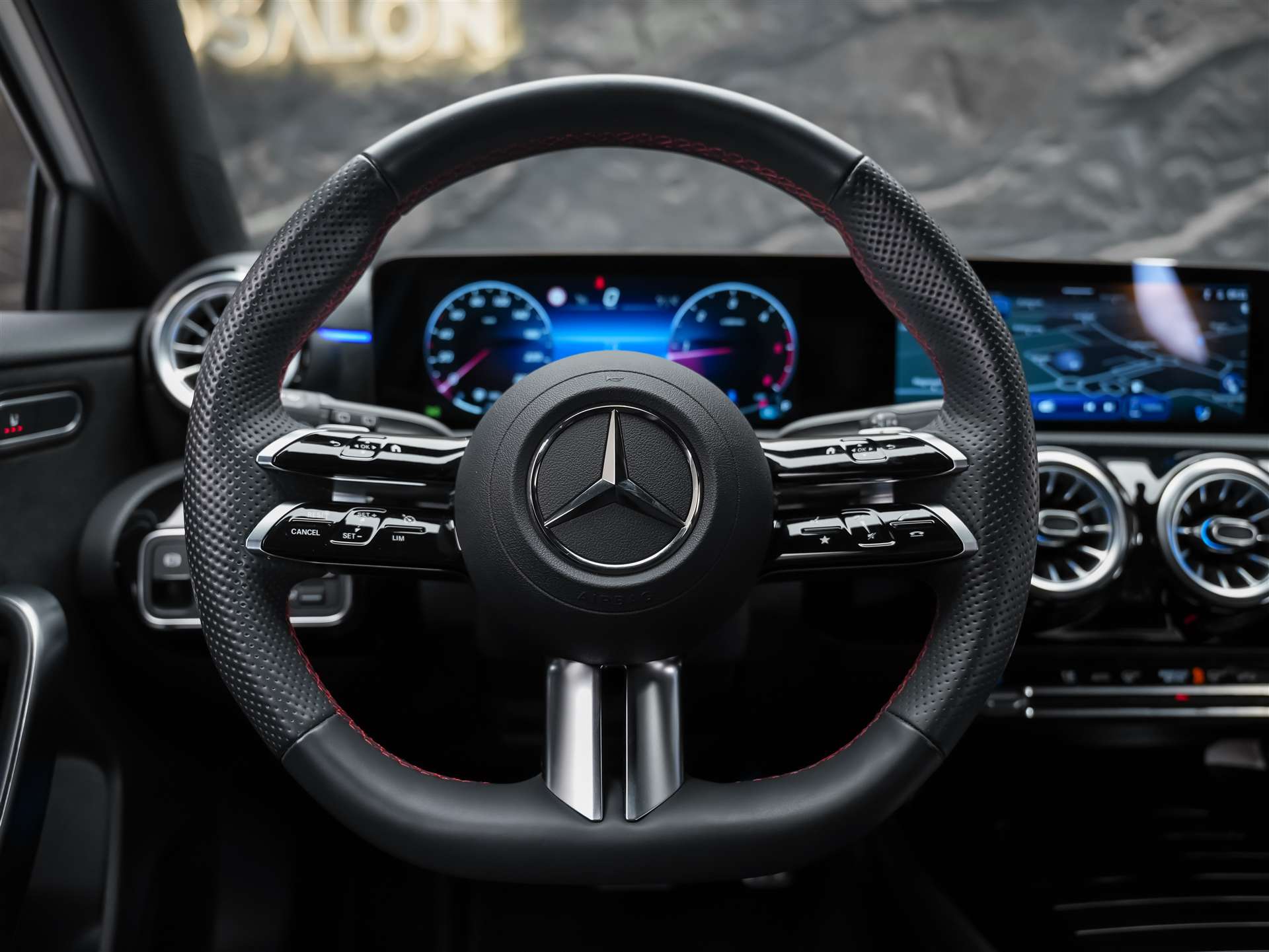MERCEDES-BENZ A 200 d AMG Line 8G-DCT *Facelift*Lenkradheizung*Kamera*-image-24