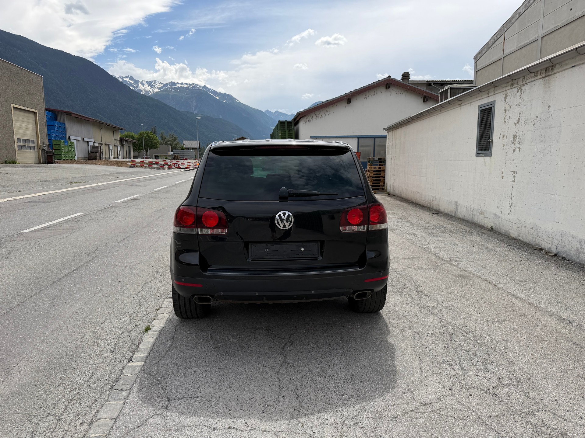 VW Touareg 3.0 TDI Mountain-image-9