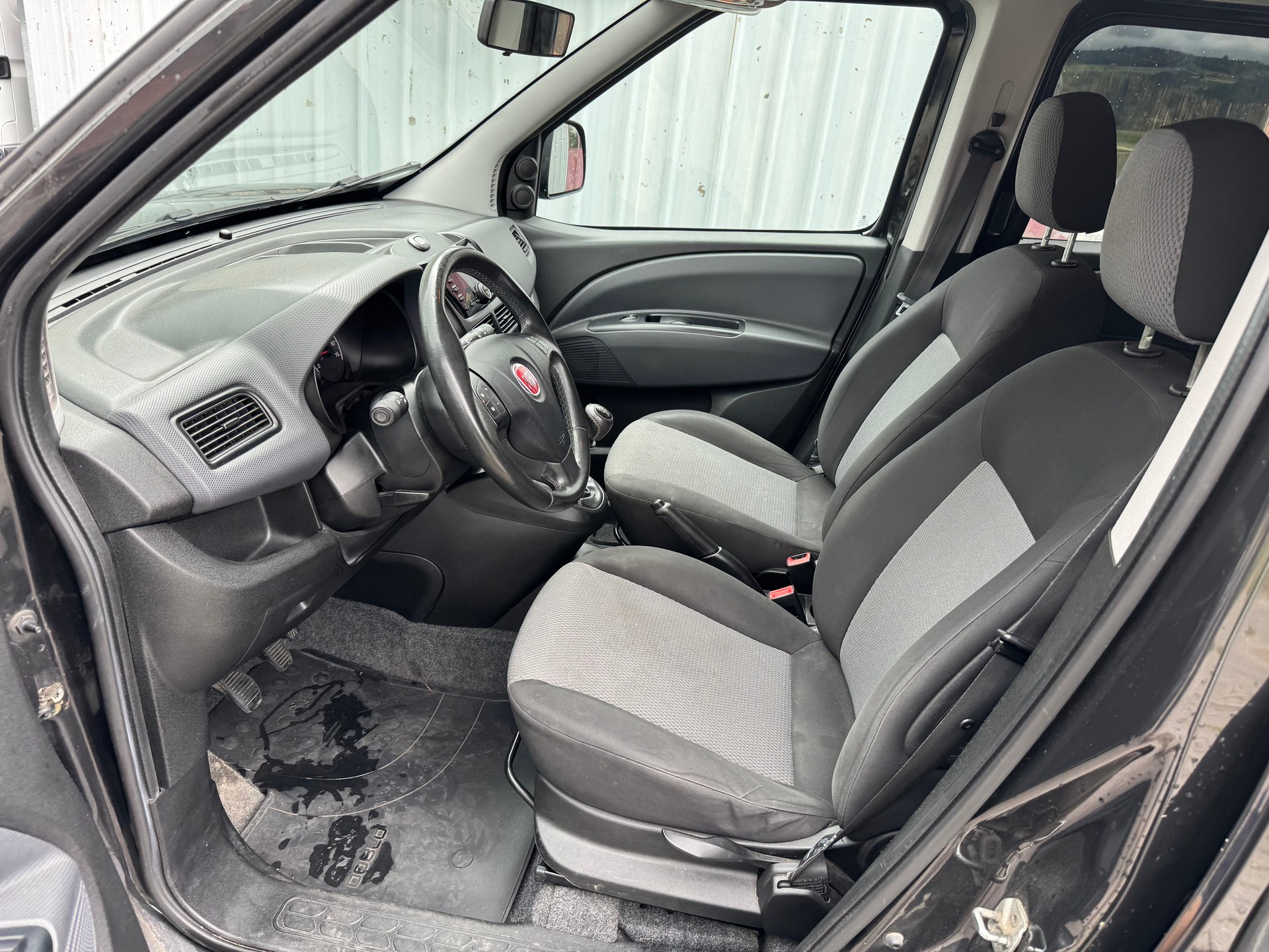 FIAT Doblò 2.0 JTD Dynamic-image-6