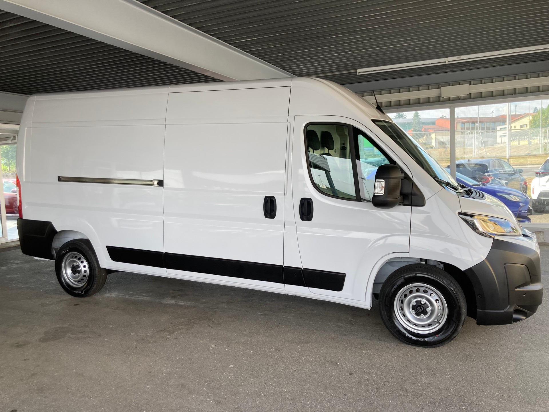 CITROEN Jumper 35+ 2.2 BlueHDi 180 L3H2 Kasten Automat Kasten-image-3
