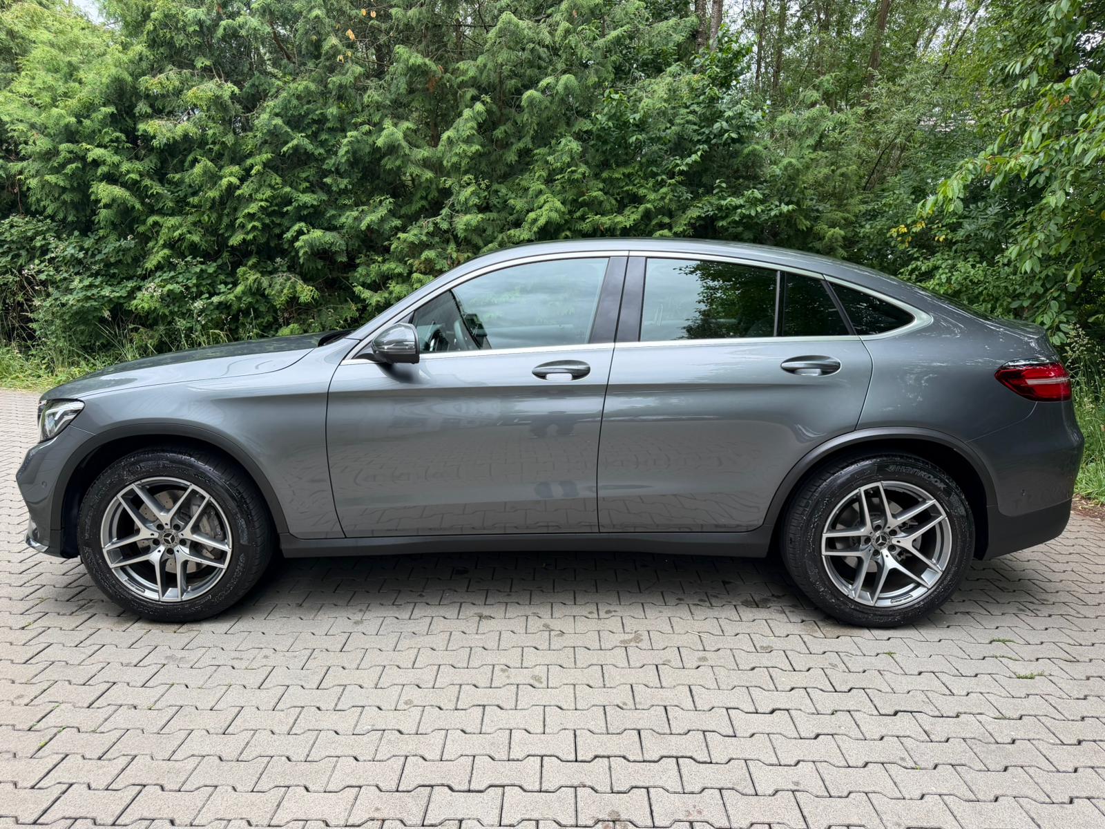 MERCEDES-BENZ GLC Coupé 250 AMG Line 4Matic 9G-Tronic-showroom-element-1