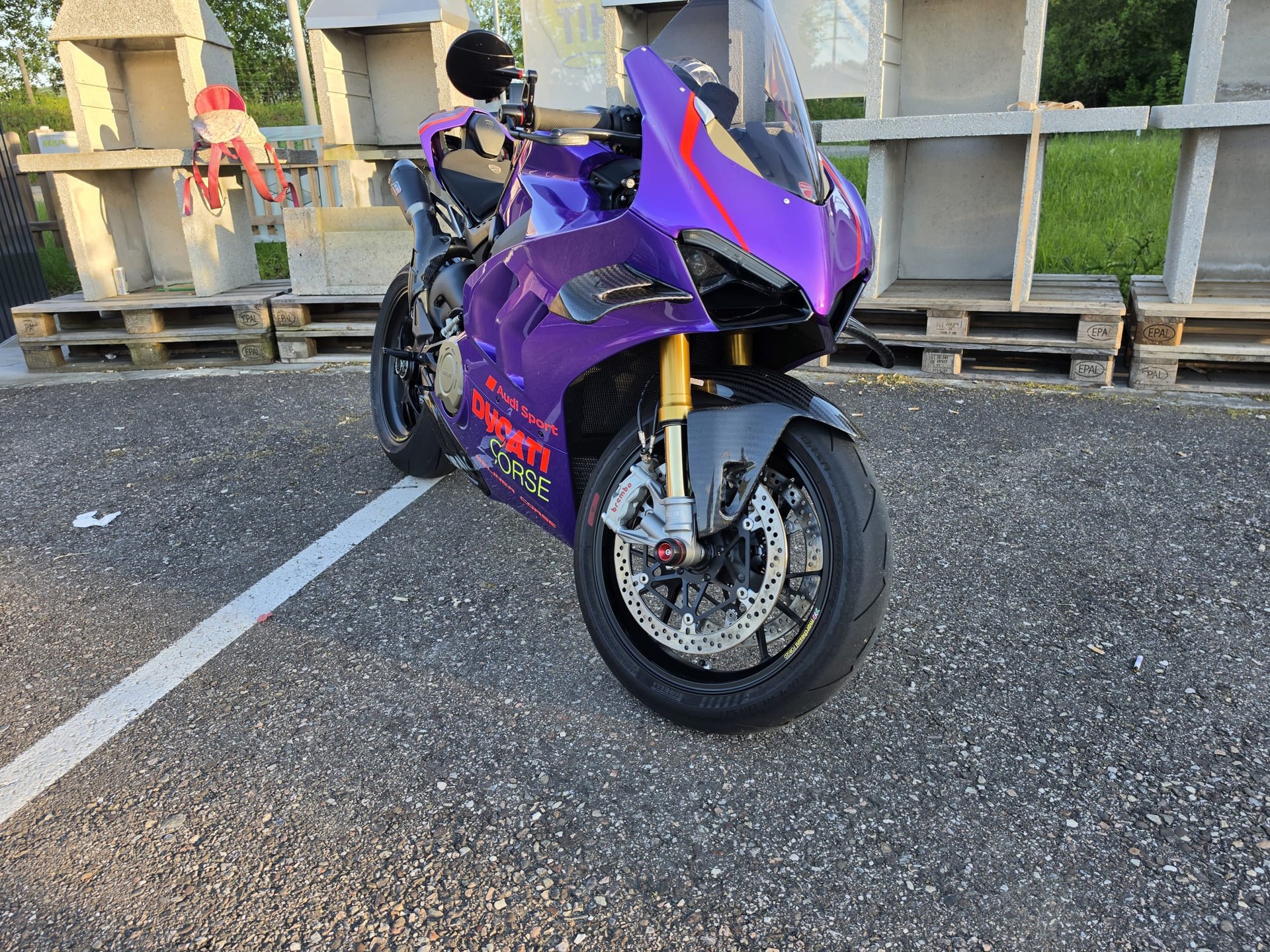 DUCATI Panigale V4 S-image-4