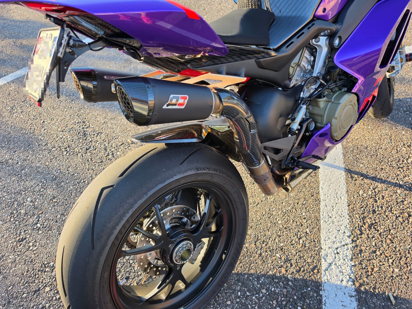 DUCATI Panigale V4 S-image-15