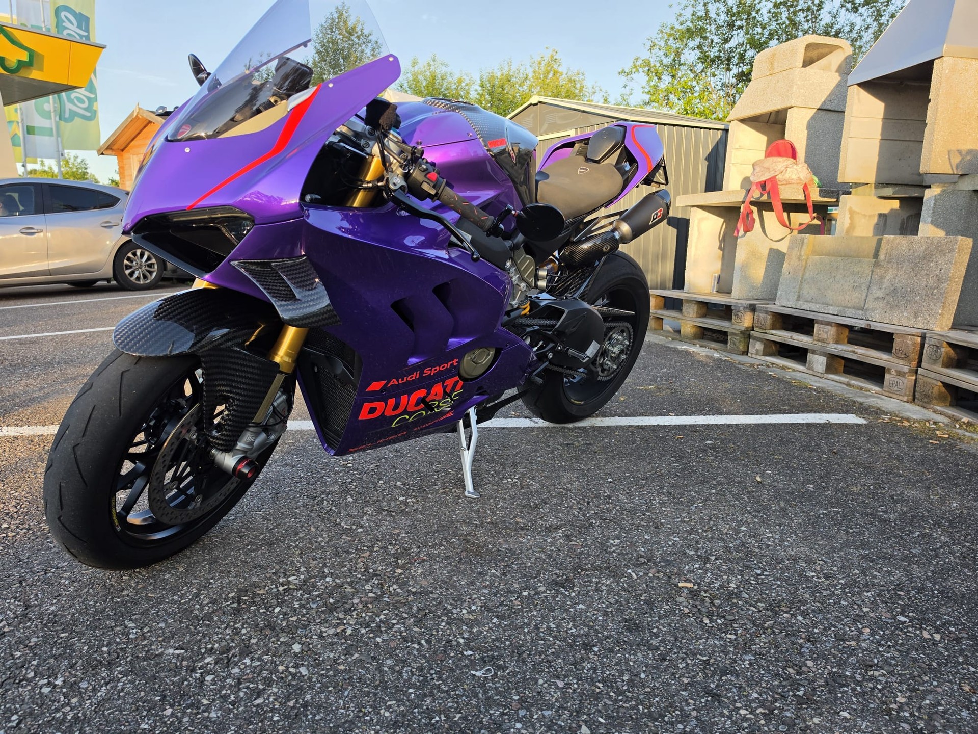DUCATI Panigale V4 S-image-9