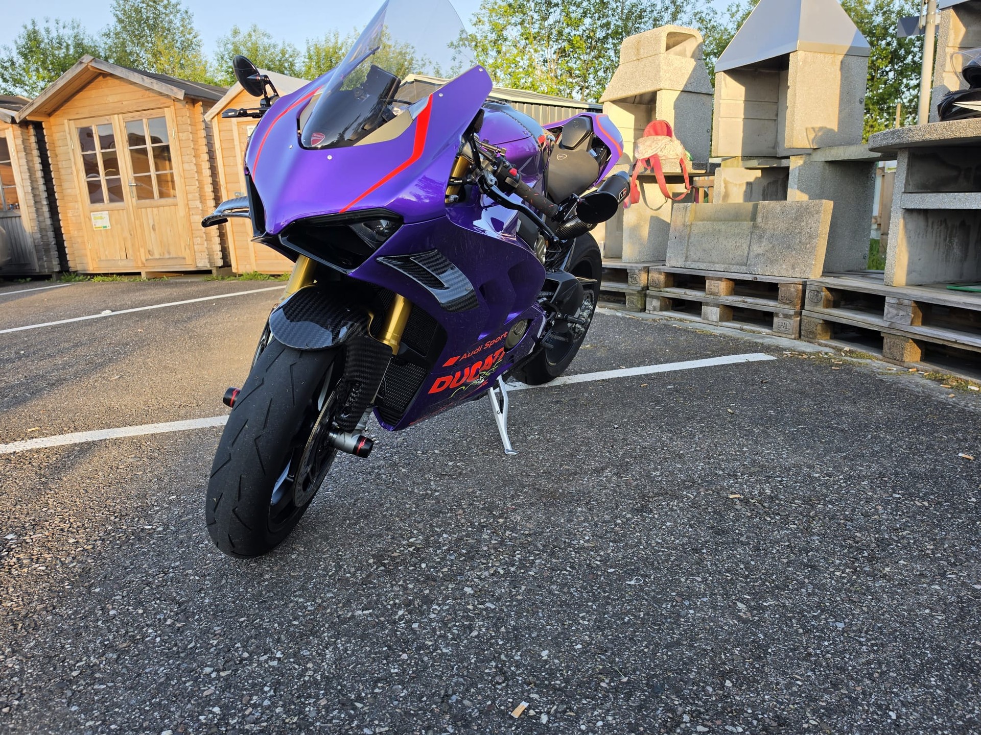 DUCATI Panigale V4 S-image-2