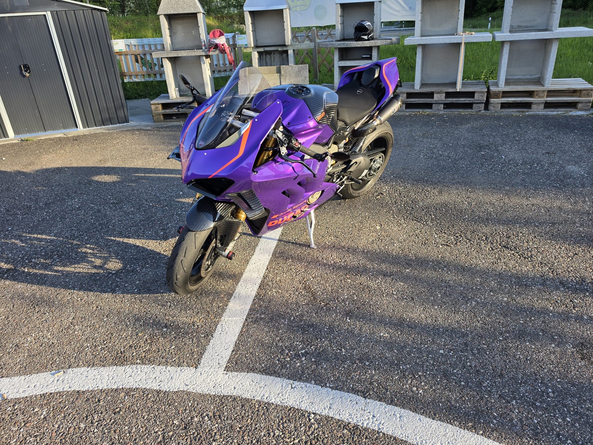 DUCATI Panigale V4 S-image-0