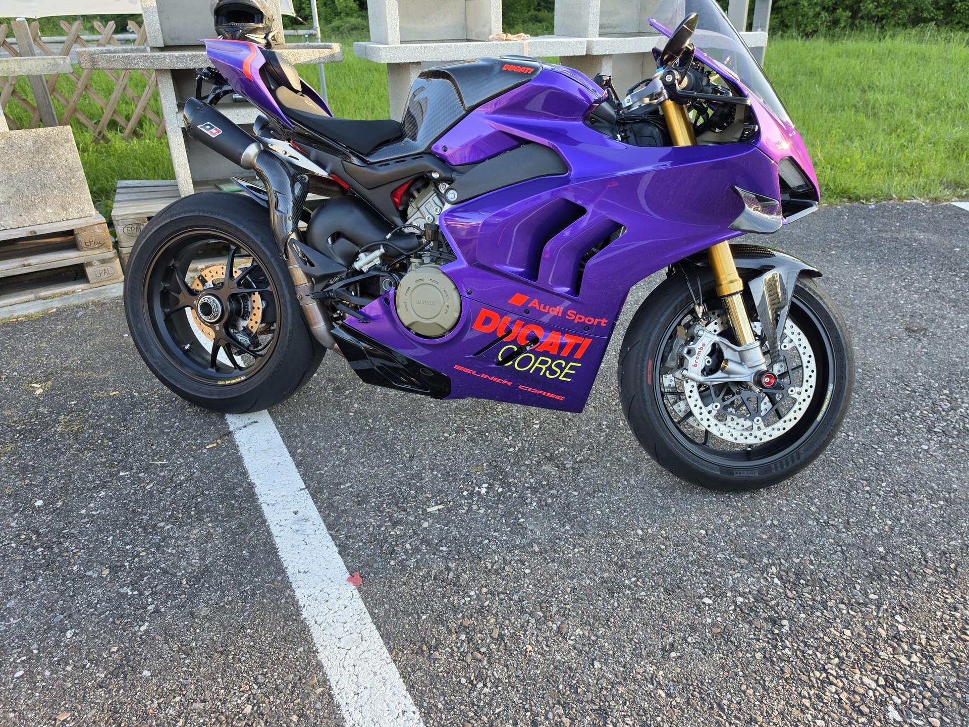 DUCATI Panigale V4 S-image-6