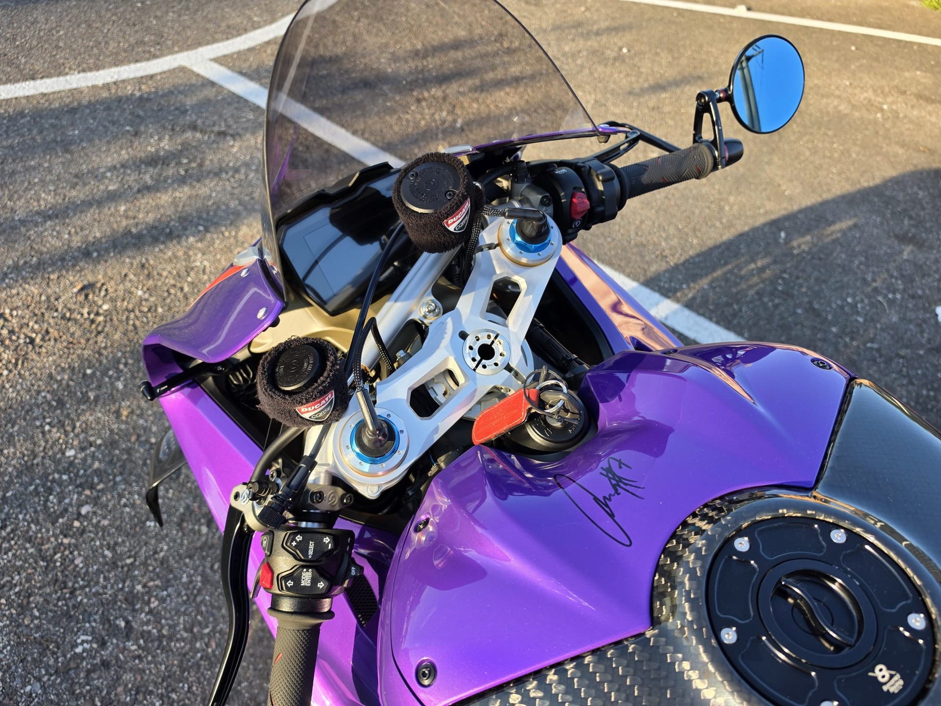 DUCATI Panigale V4 S-image-14