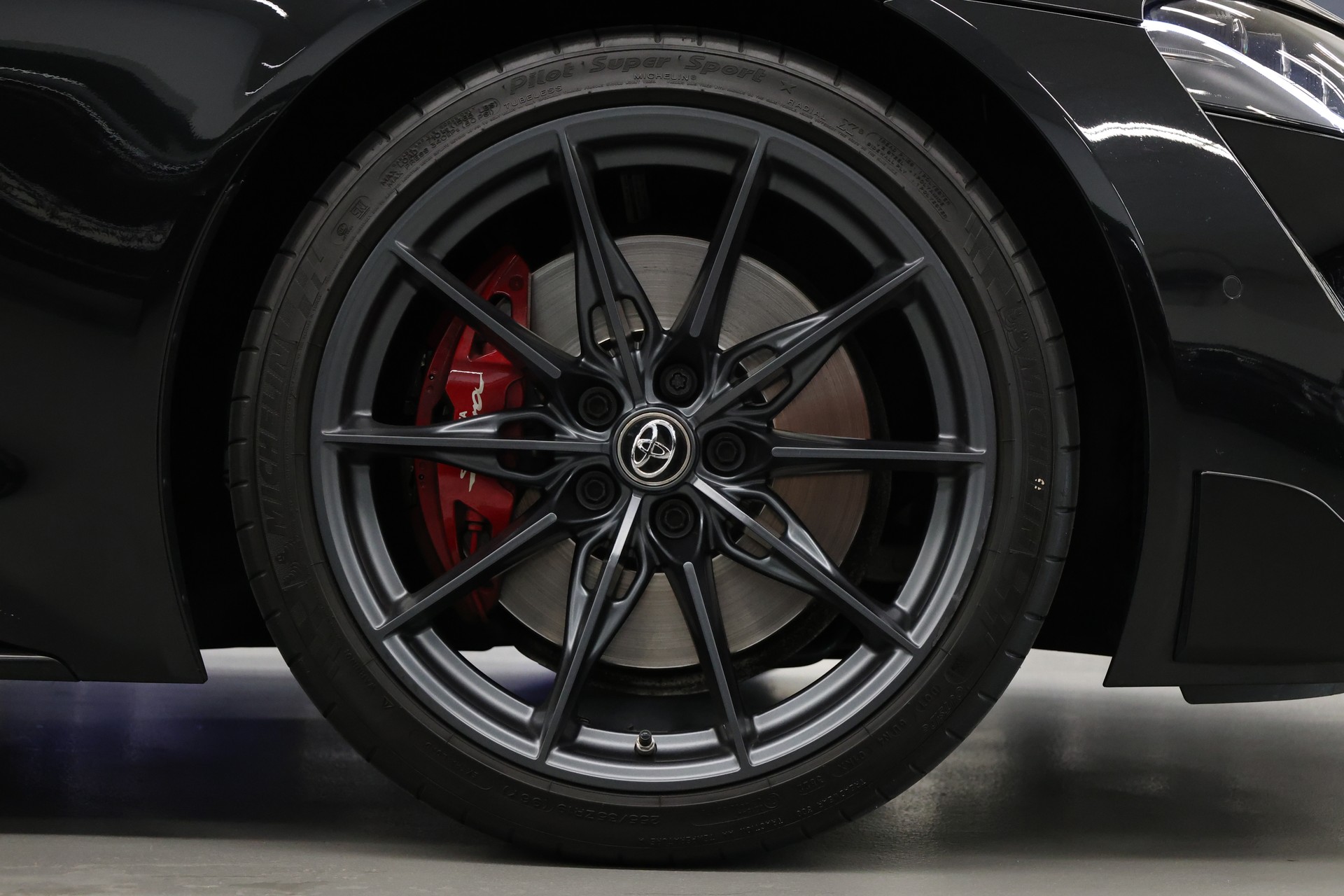 TOYOTA GR Supra 3.0 T Race Edition-image-13