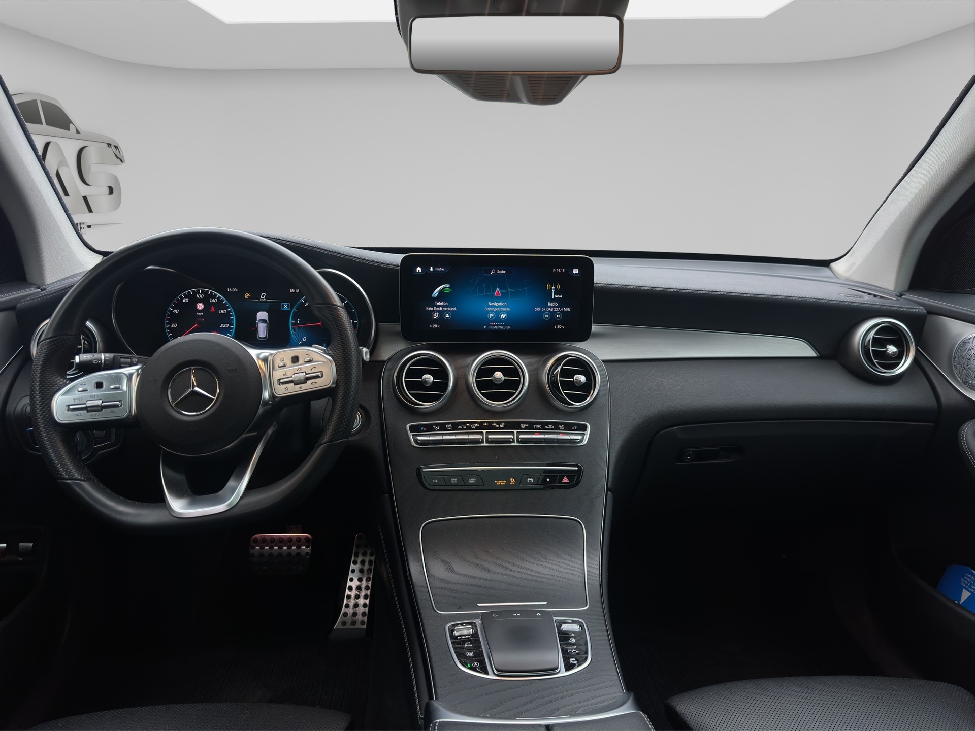 MERCEDES-BENZ GLC 220 d AMG Line 4Matic 9G-Tronic-image-11