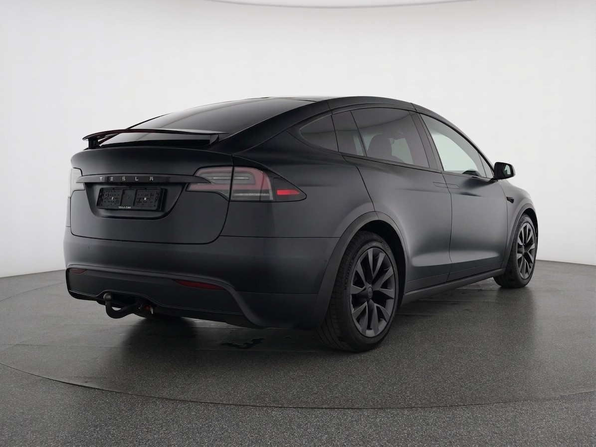 TESLA Model X 100kWh Palladium-showroom-element-3
