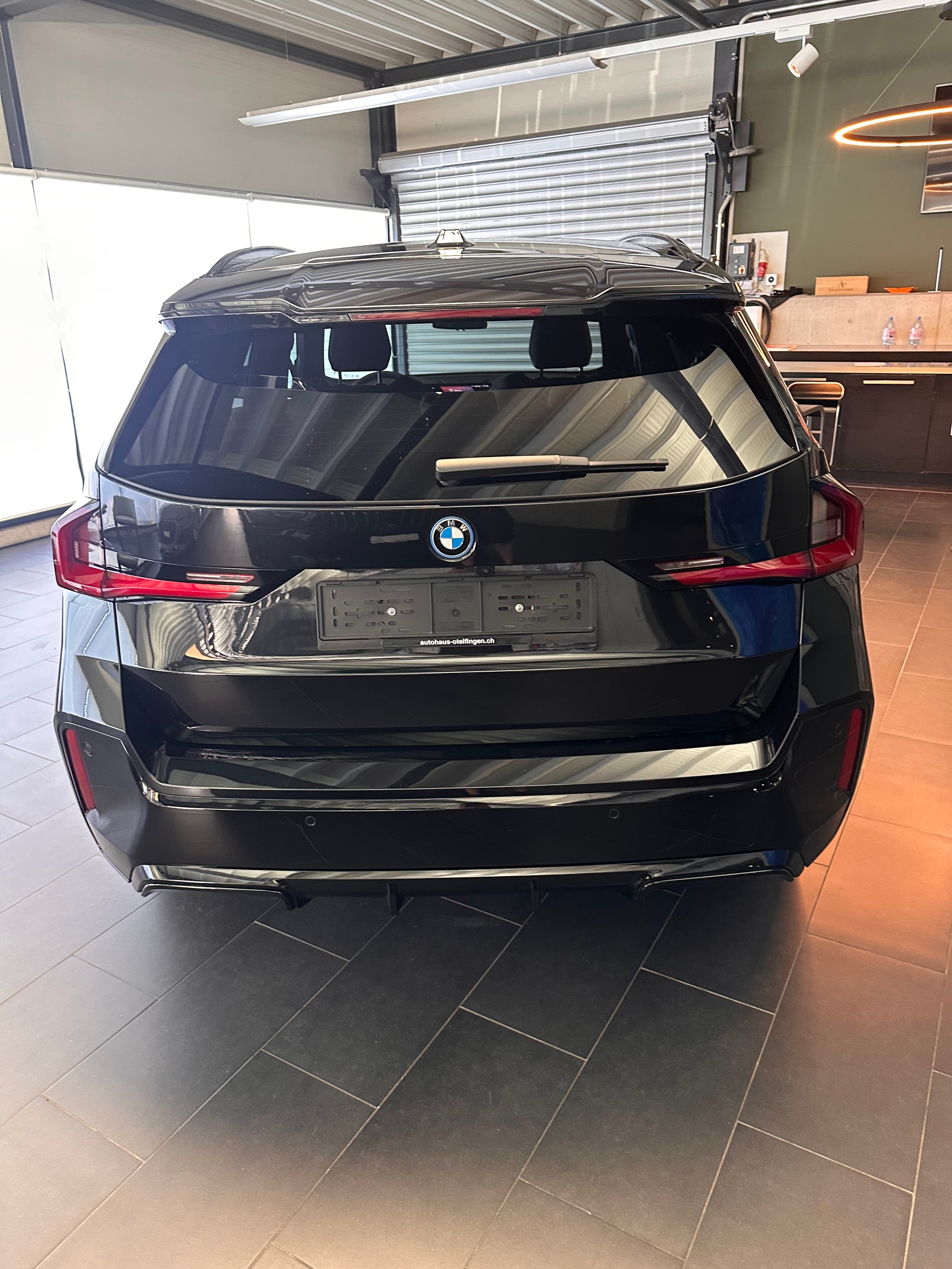 BMW X1 30e xDrive paddles-image-23