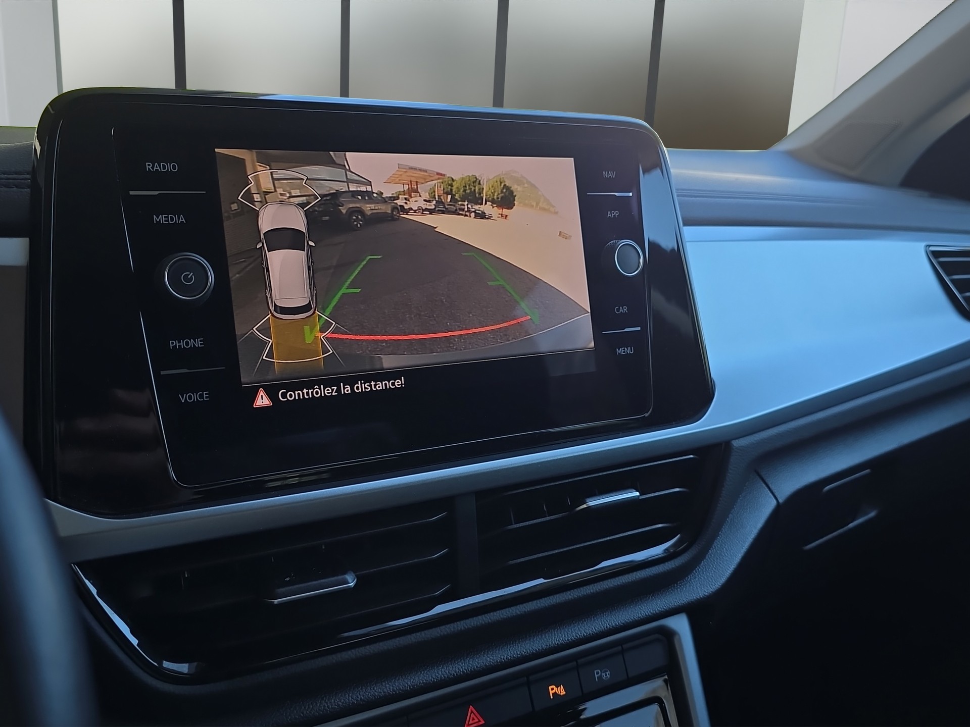 VW T-Roc 1.5 TSI Life United DSG-image-10