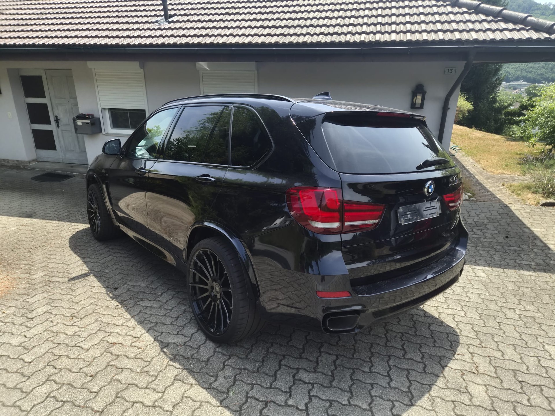 BMW X5 xDrive M50d Steptronic-showroom-element-1