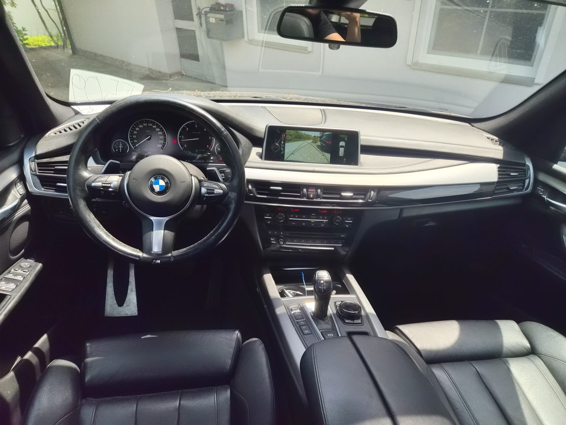 BMW X5 xDrive M50d Steptronic-image-6