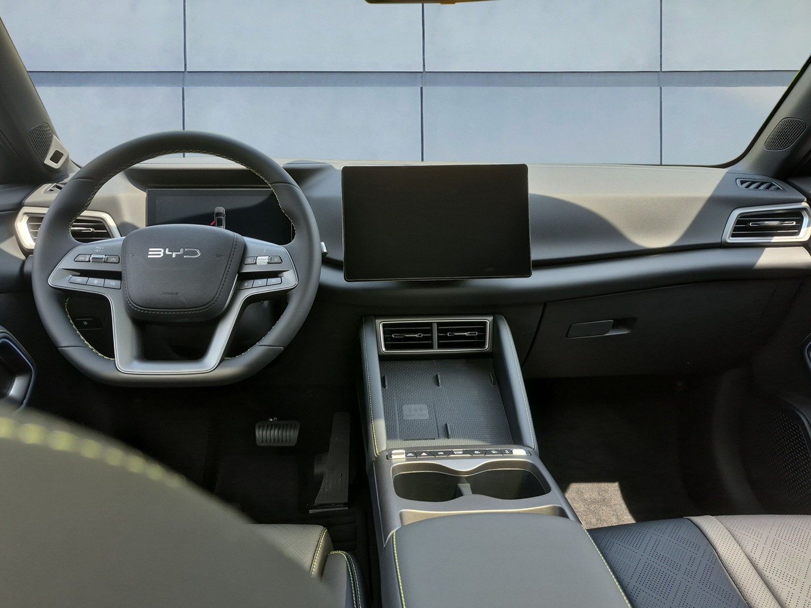BYD Atto 2 DM-i Boost-image-11