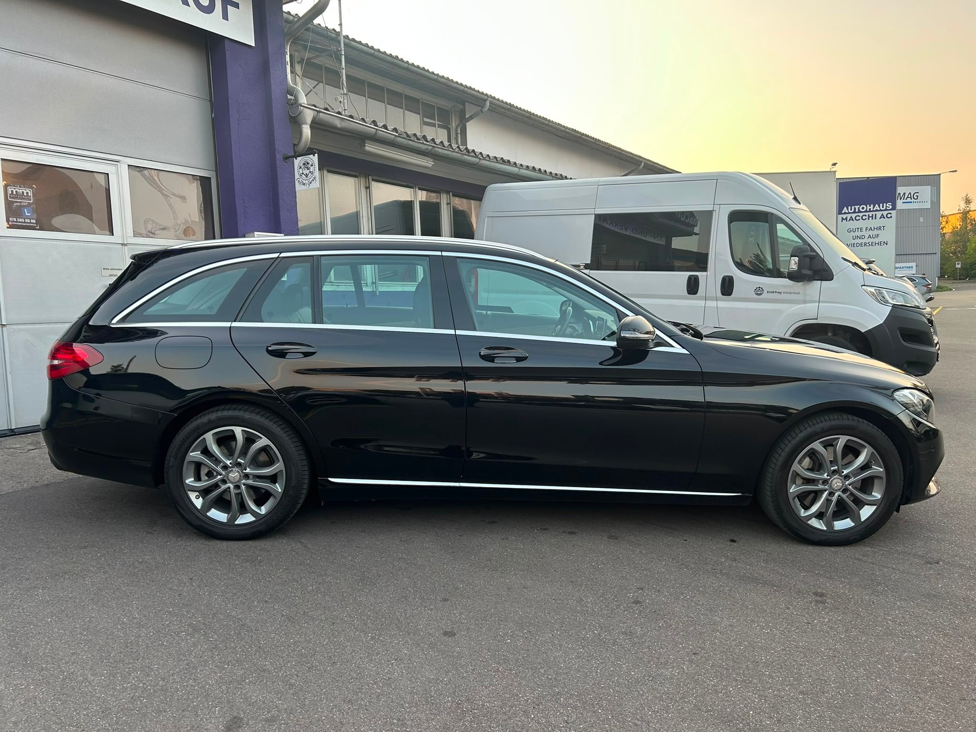 MERCEDES-BENZ C 250 BlueTEC Avantgarde 4Matic 7G-Tronic-image-6