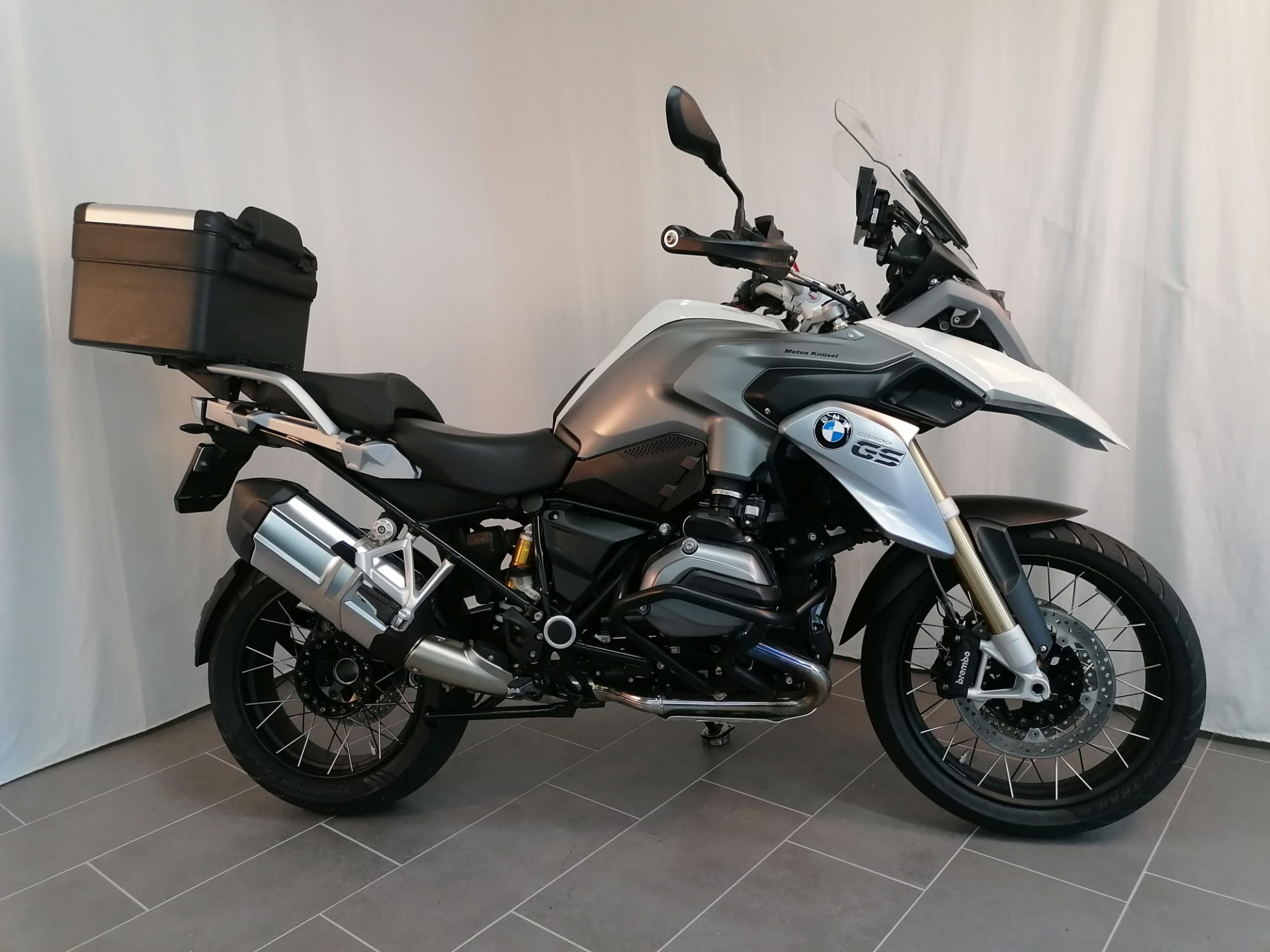 BMW R 1200 GS-image-0