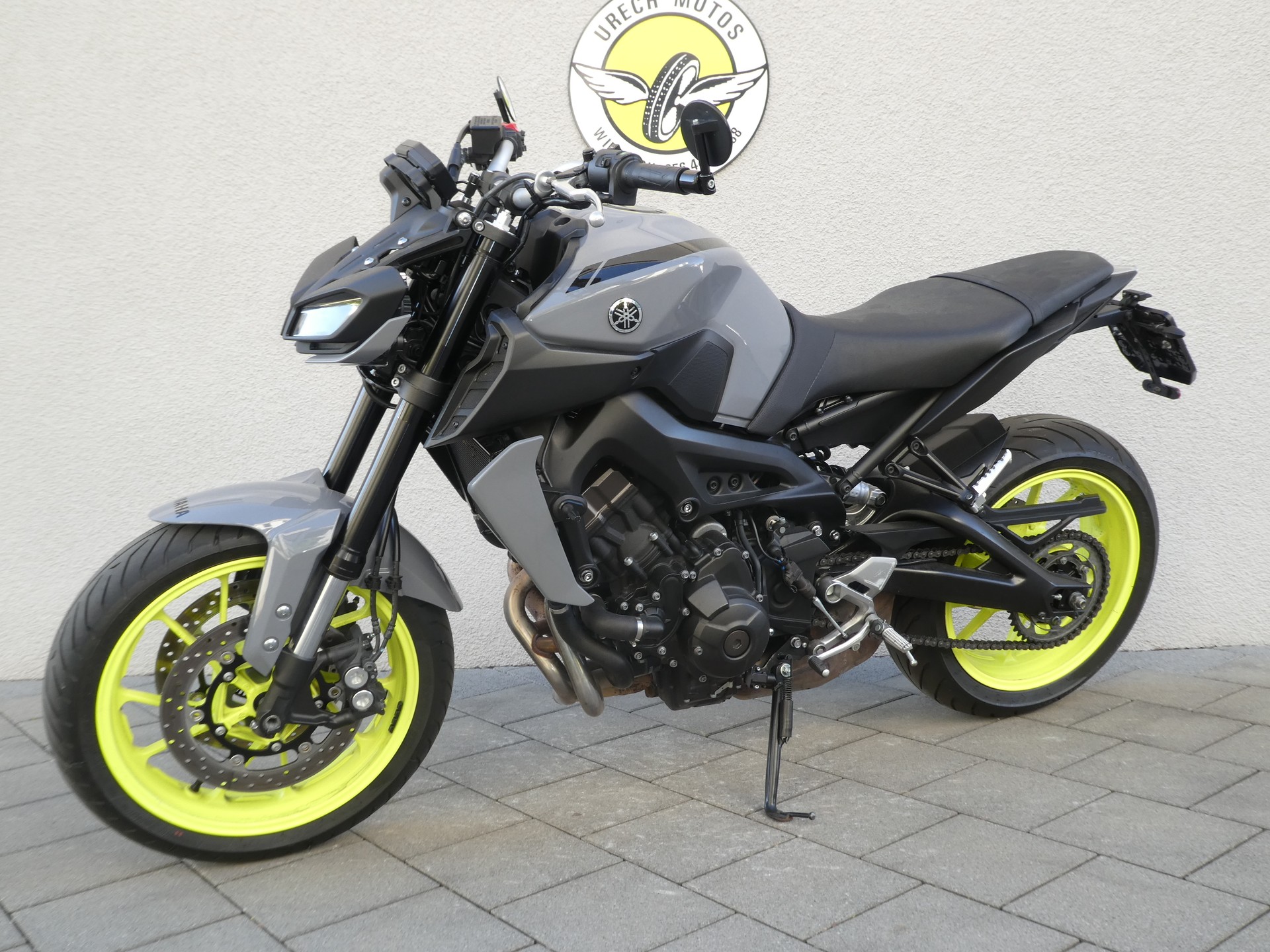 YAMAHA MT-09 ABS (35kW)-image-1