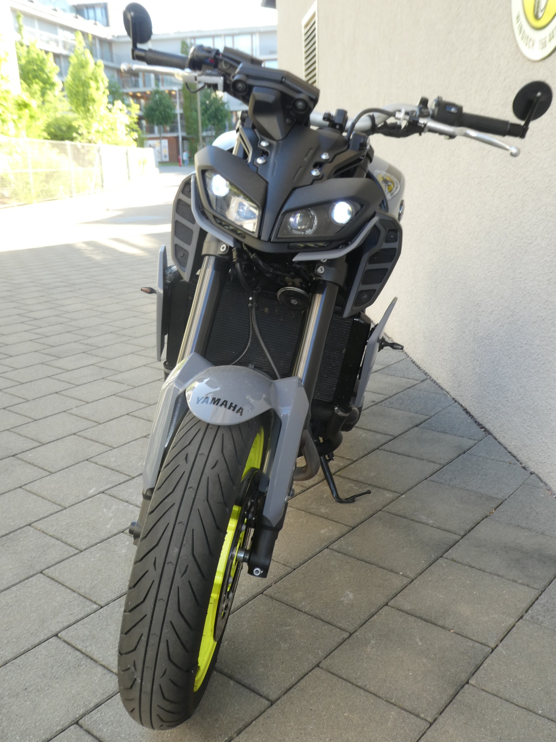 YAMAHA MT-09 ABS (35kW)-image-4