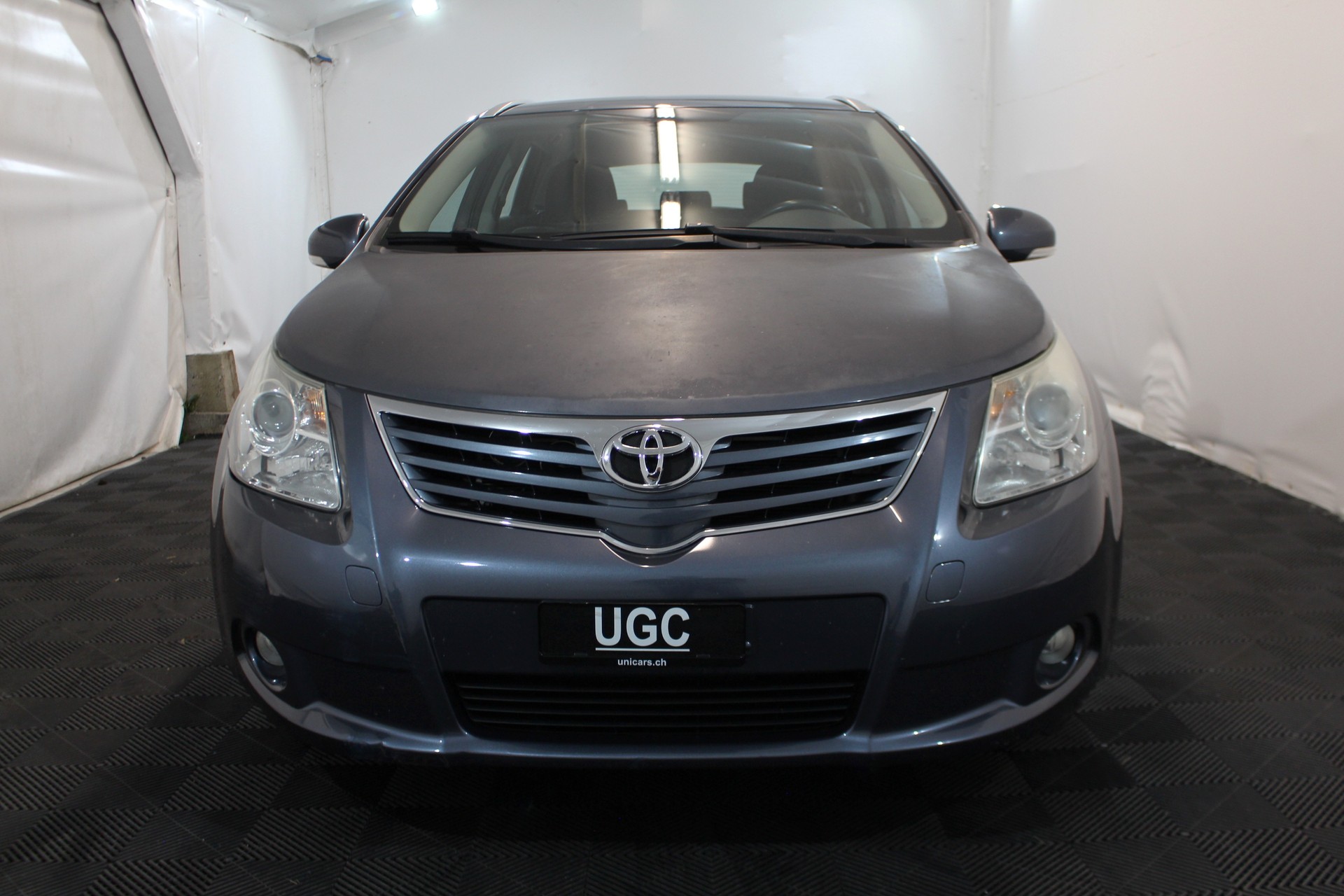 TOYOTA Avensis Wagon 2.0 VMa Luna MdS-showroom-element-1