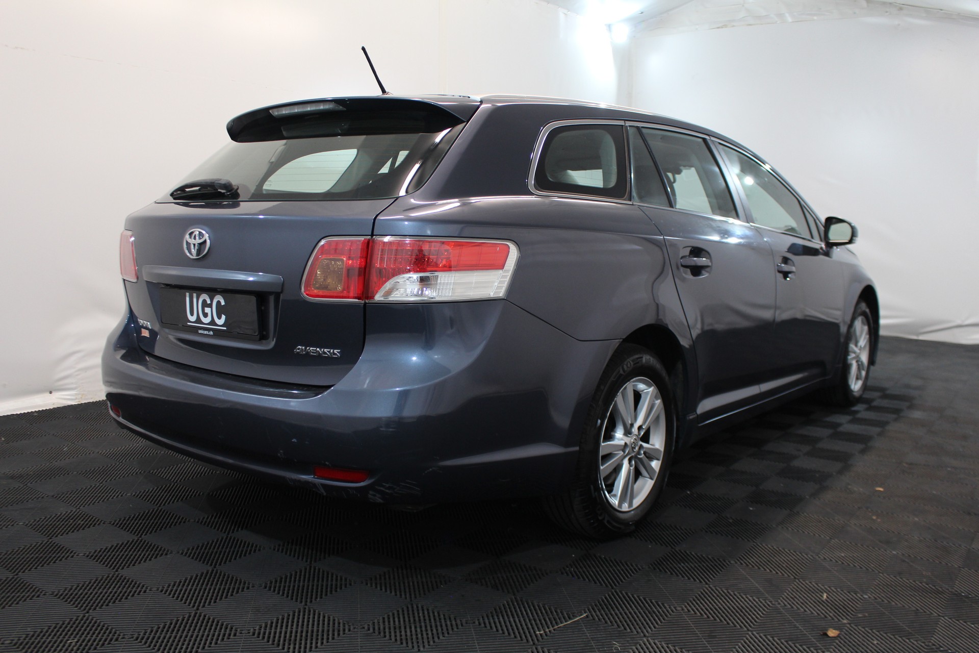 TOYOTA Avensis Wagon 2.0 VMa Luna MdS-image-5