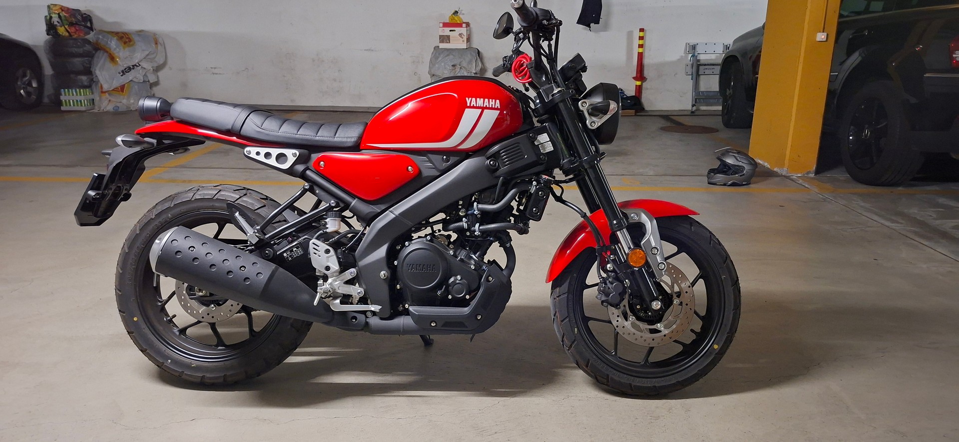 YAMAHA XSR 125 Wie neu! Inkl. 1000km Service & 5 Jahre Garantie-image-1